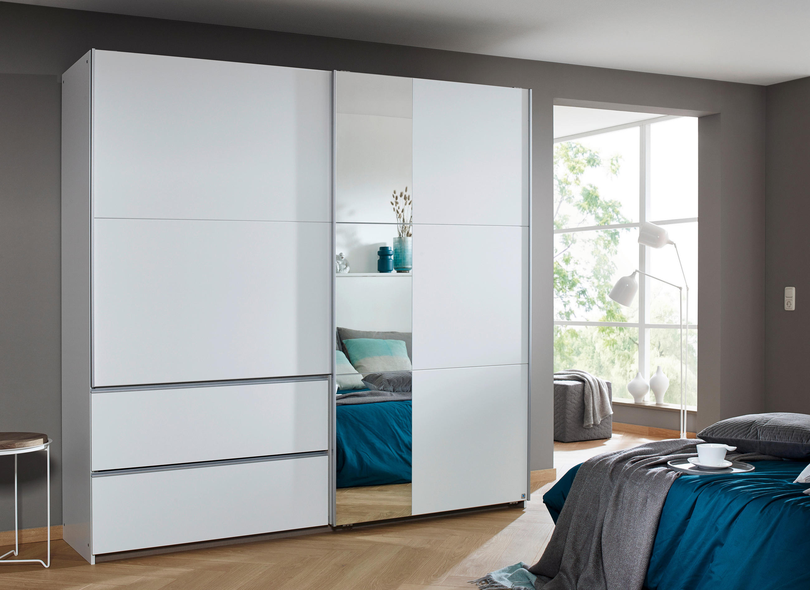 ORMAR S KLIZNIM VRATIMA bijela   - bijela/boje aluminija, Design, drvni materijal/metal (218/210/59cm) - Rauch Möbel