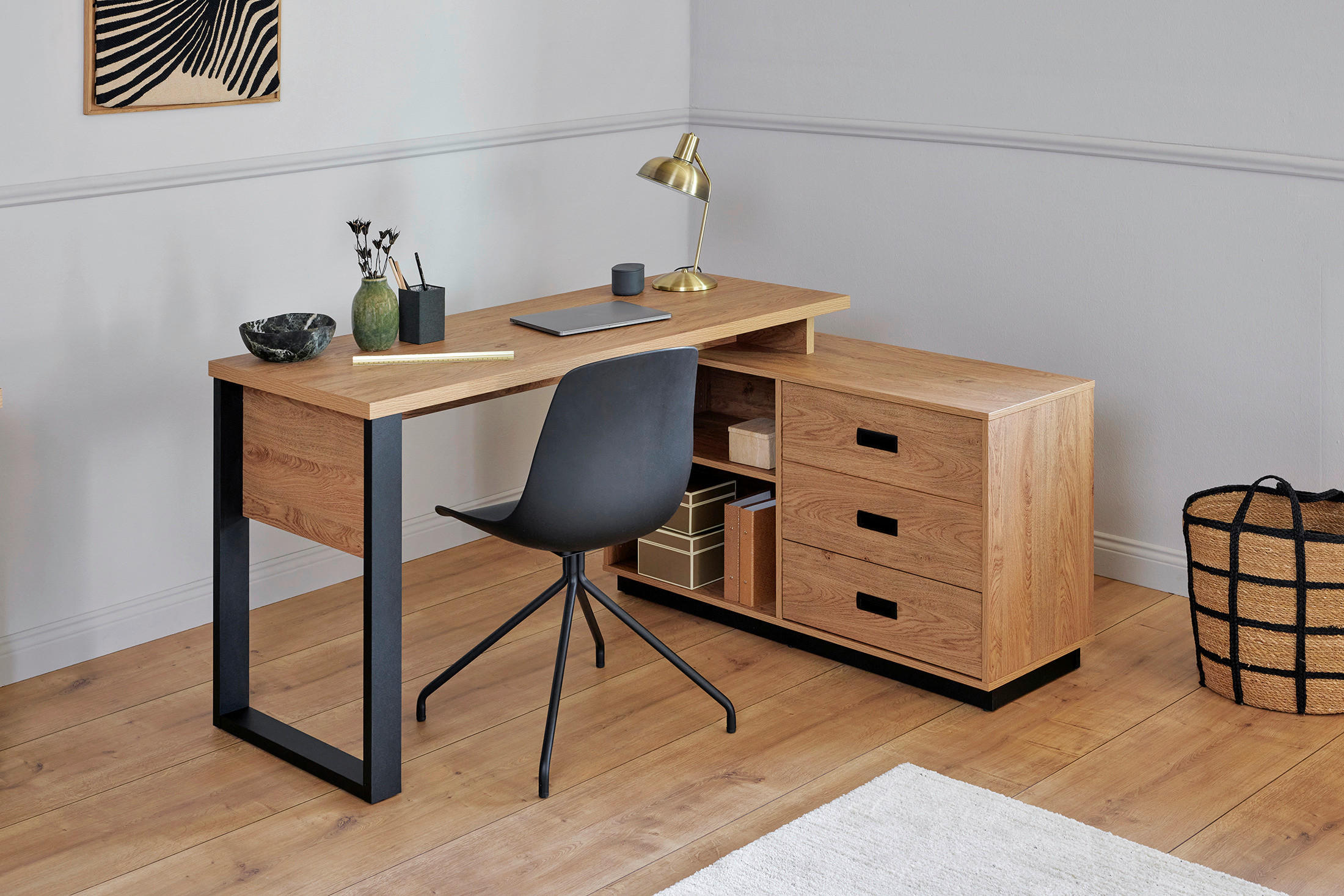 ECKSCHREIBTISCH 150/116/76 cm  in Schwarz, Eichefarben  - Eichefarben/Schwarz, MODERN, Holzwerkstoff/Metall (150/116/76cm) - Livetastic