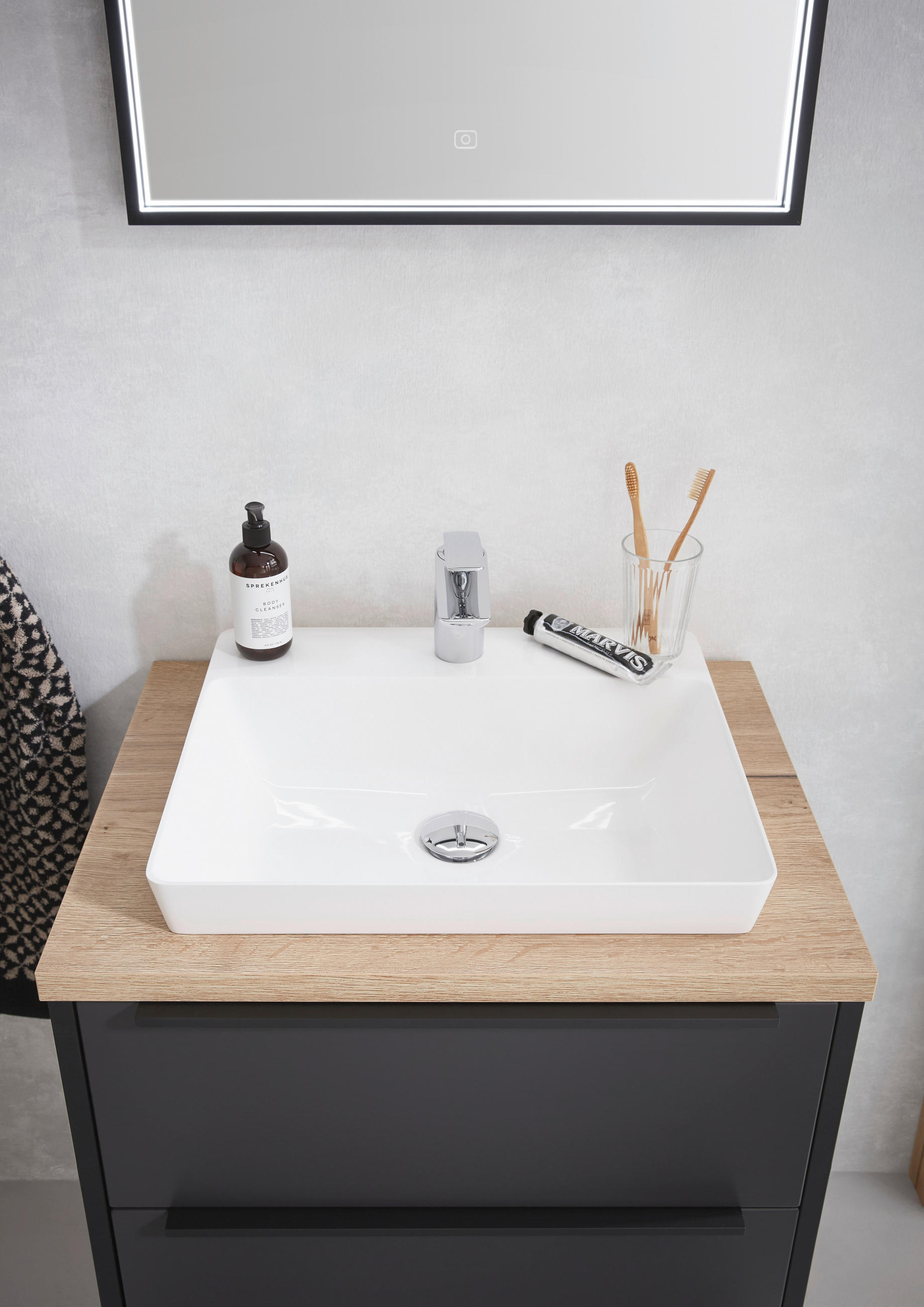BADEZIMMER  in 60 cm  - Schwarz, Design, Holzwerkstoff/Stein (60cm) - Dieter Knoll