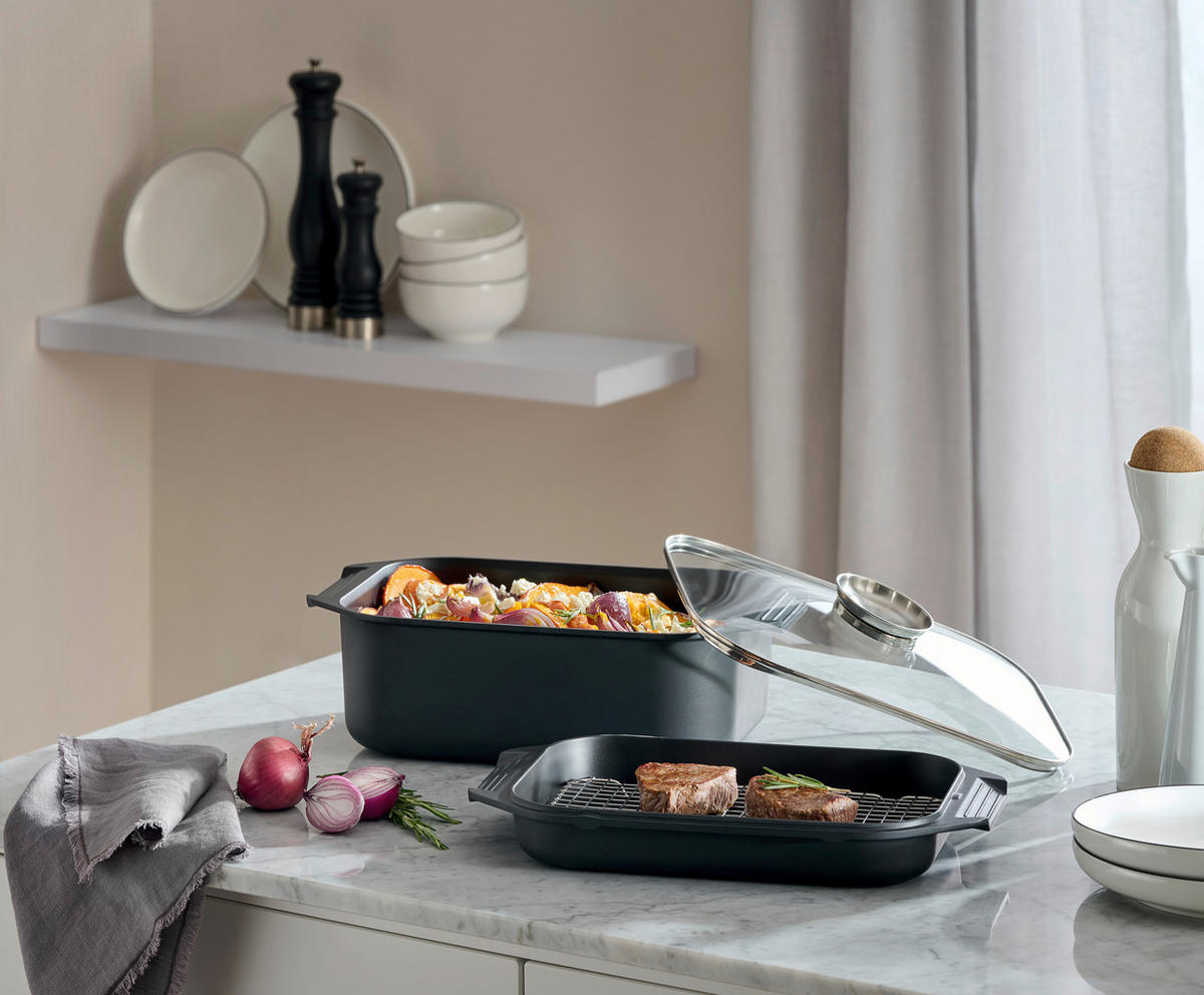 BRÄTER  - Klar/Schwarz, Basics, Glas/Metall (34,5/24,5/12,2cm) - Homeware Profession.
