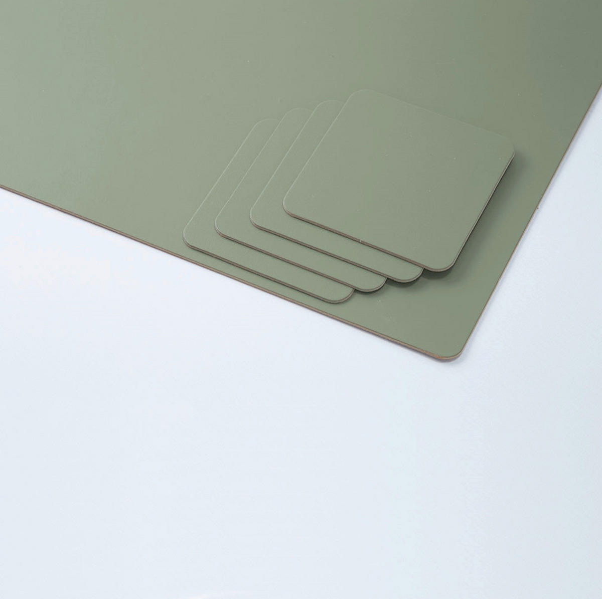 TISCHSET Leder Salbeigrün  - Salbeigrün, Basics, Leder (40/30/0.2cm)