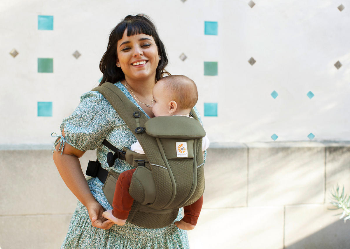 BABYTRAGE Omni Breeze  - Olivgrün, Basics, Textil (23,5/16/27cm) - Ergo Baby