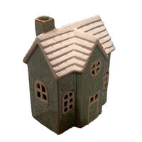 DEKORAČNÝ DOMČEK - zelená/prírodná farba, Trend, keramika (9,5/13/6,5cm) - X-Mas