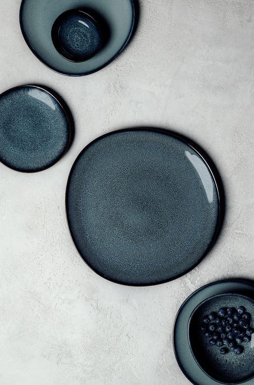 Thumbnail - like.Villeroy & Boch Servierplatte Lave Gris, Keramik, 31.5x3x32 cm, Tischkultur & Servieren, Servierplatten