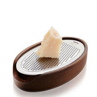 KÄSEREIBE Parmezo  - Silberfarben/Walnussfarben, Design, Holz/Metall (15/9/4cm) - Gefu
