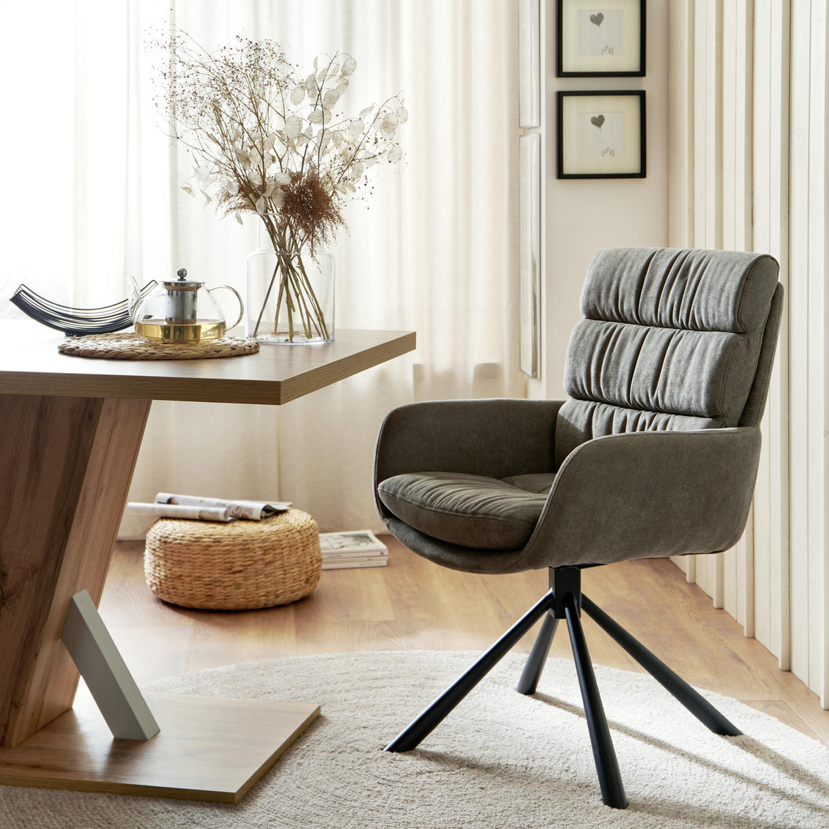 MID.YOU Armlehnstuhl (drehbar) in Grau 