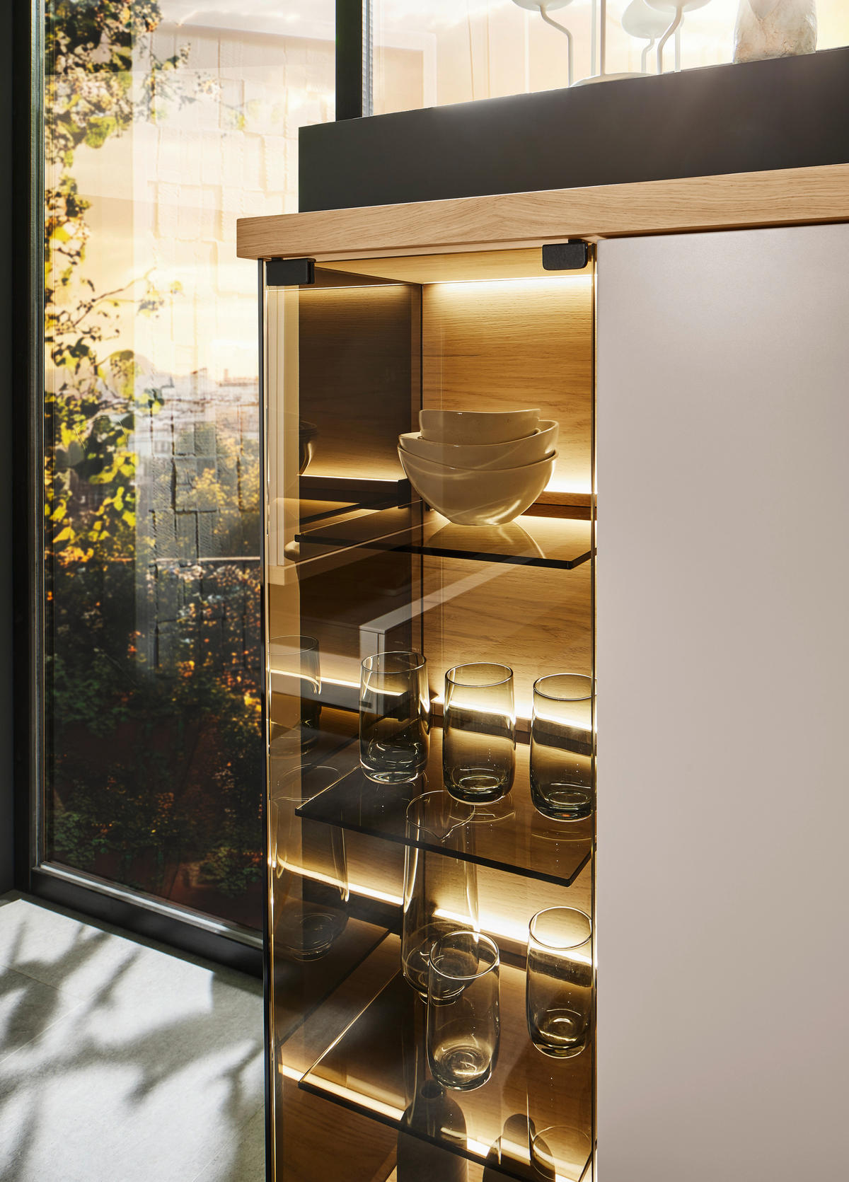 HIGHBOARD Rosa, Eichefarben, Beige  117/128/38 cm  - Eichefarben/Beige, Design, Glas/Holz (117/128/38cm) - Emilio Belluti