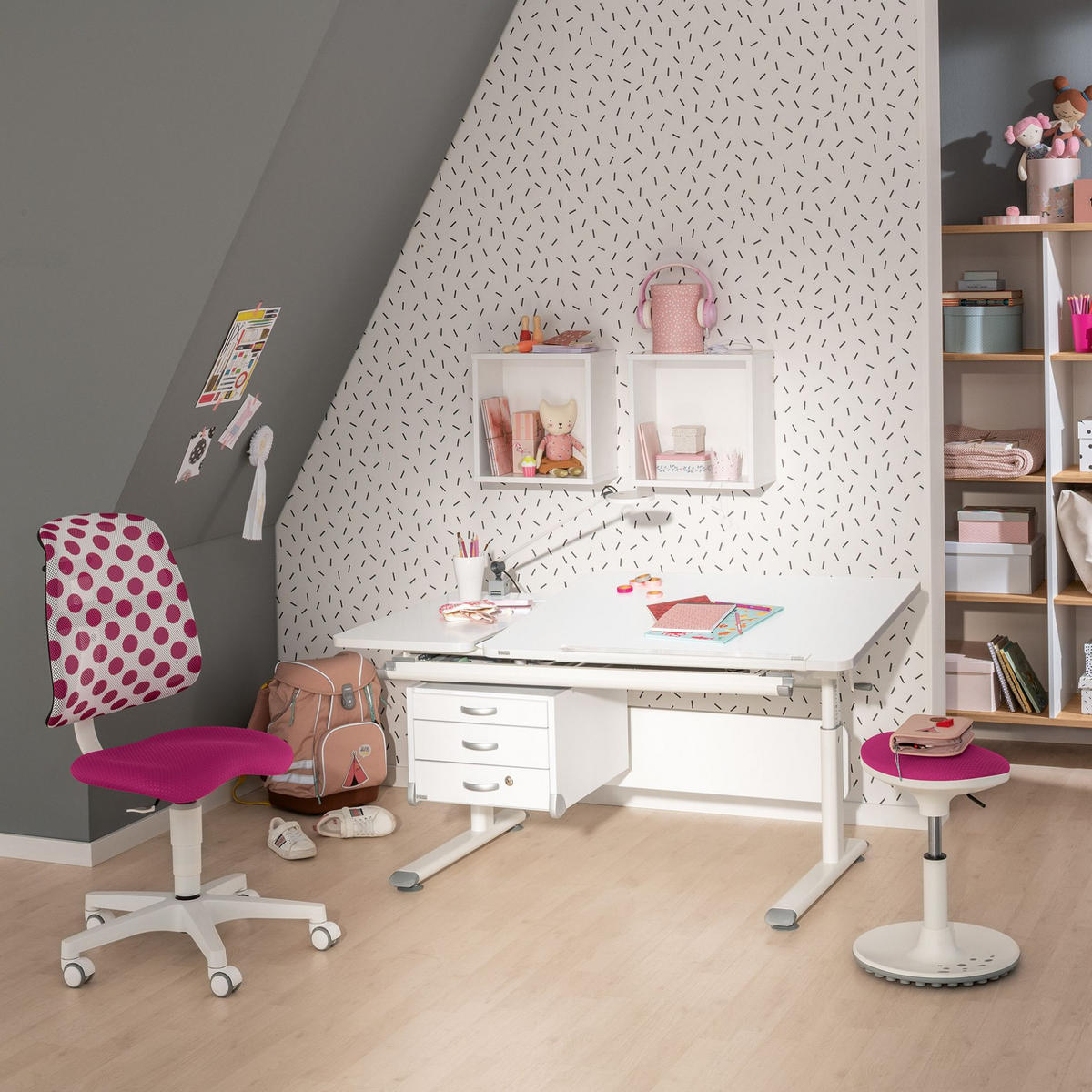 JUGENDDREHSTUHL - Weiss/Brombeere, Konventionell, Kunststoff/Textil (58/84-94/73cm) - Paidi