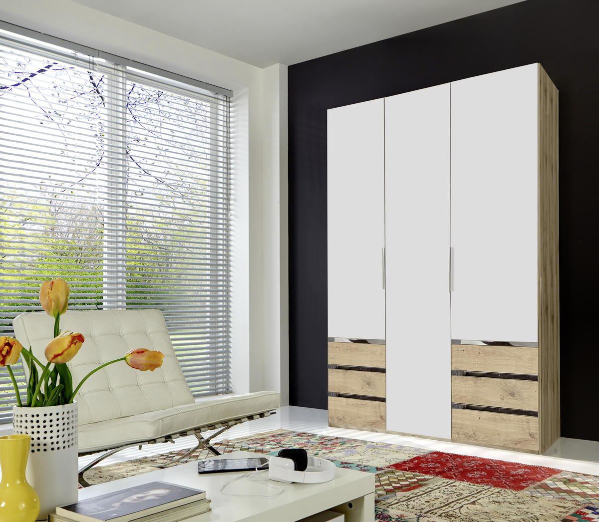 DREHTÜRENSCHRANK  in Weiß, Eichefarben  - Chromfarben/Eichefarben, MODERN, Holzwerkstoff/Kunststoff (150/216/58cm) - MID.YOU
