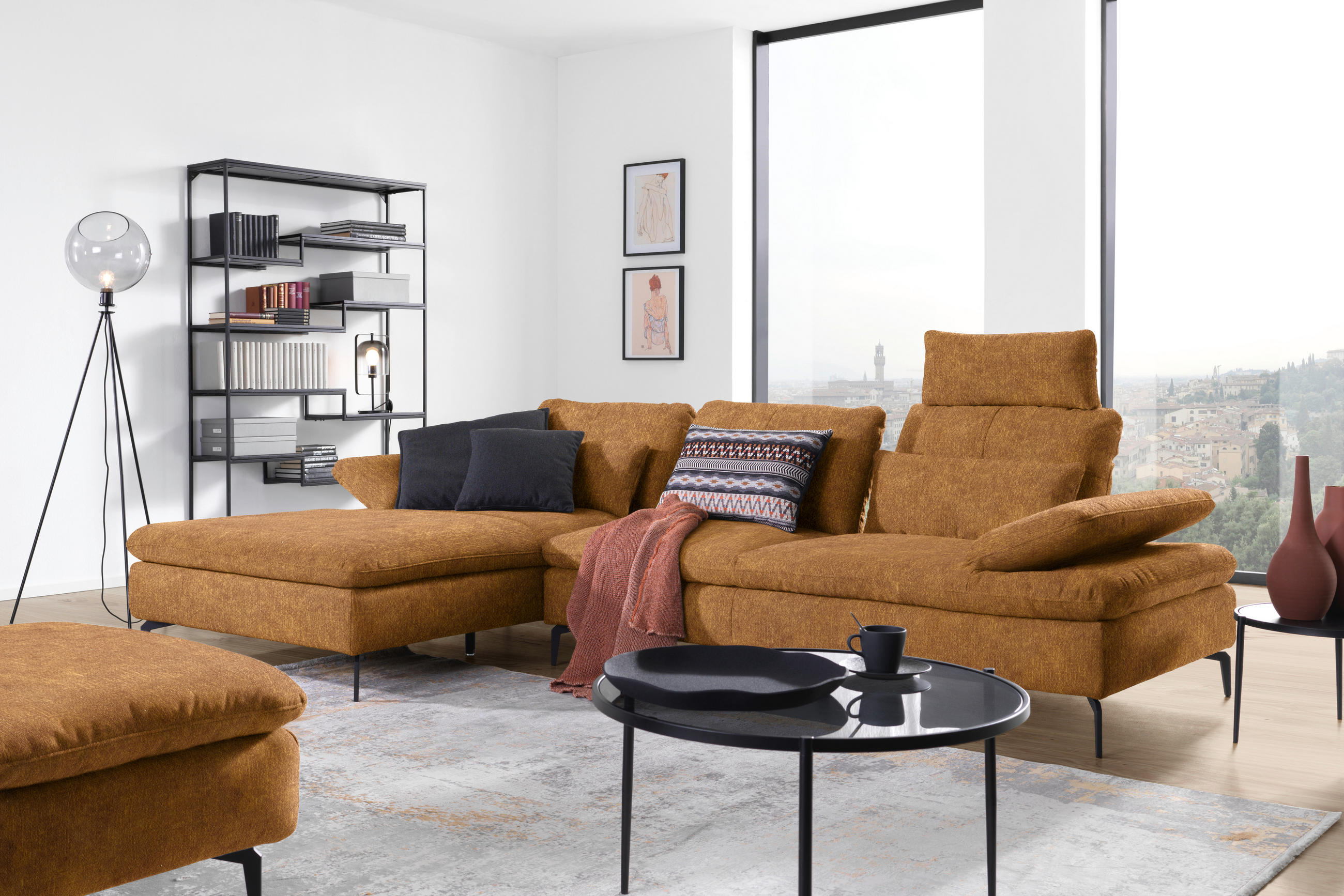 ECKSOFA in Velours Cognac  - Cognac/Schwarz, Design, Textil/Metall (179/301cm) - Chilliano