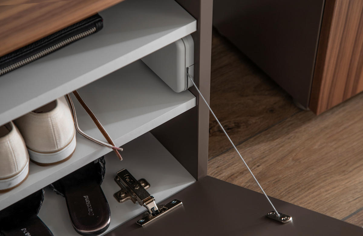 GARDEROBE  in 240/198/29 cm  - Graubraun/Nussbaumfarben, Design, Holzwerkstoff (240/198/29cm) - Moderano