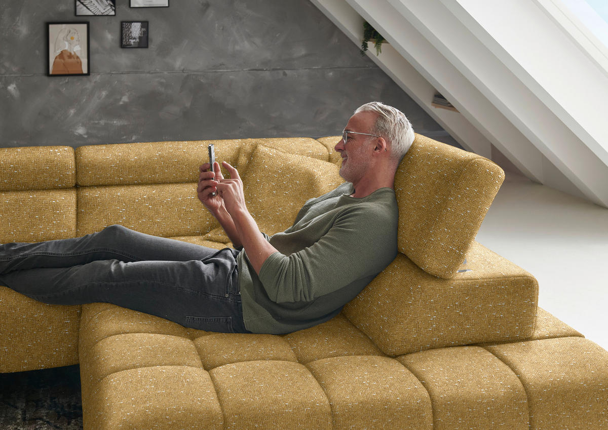ECKSOFA in Chenille Currygelb  323/222 cm  - Currygelb/Schwarz, Design, Textil/Metall (323/222cm) - Beldomo Style