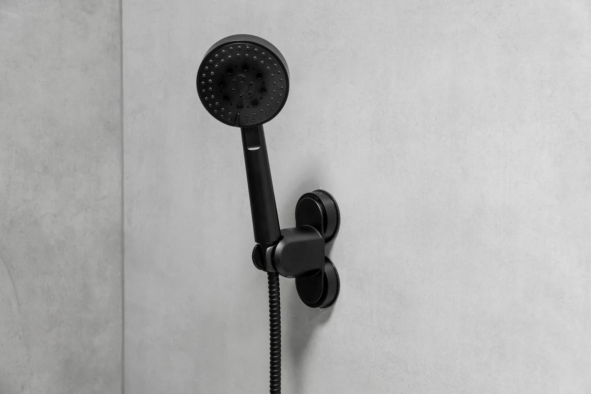 BRAUSEHALTERUNG   - Schwarz, Basics, Kunststoff (6,5/14,6/10cm) - Sadena