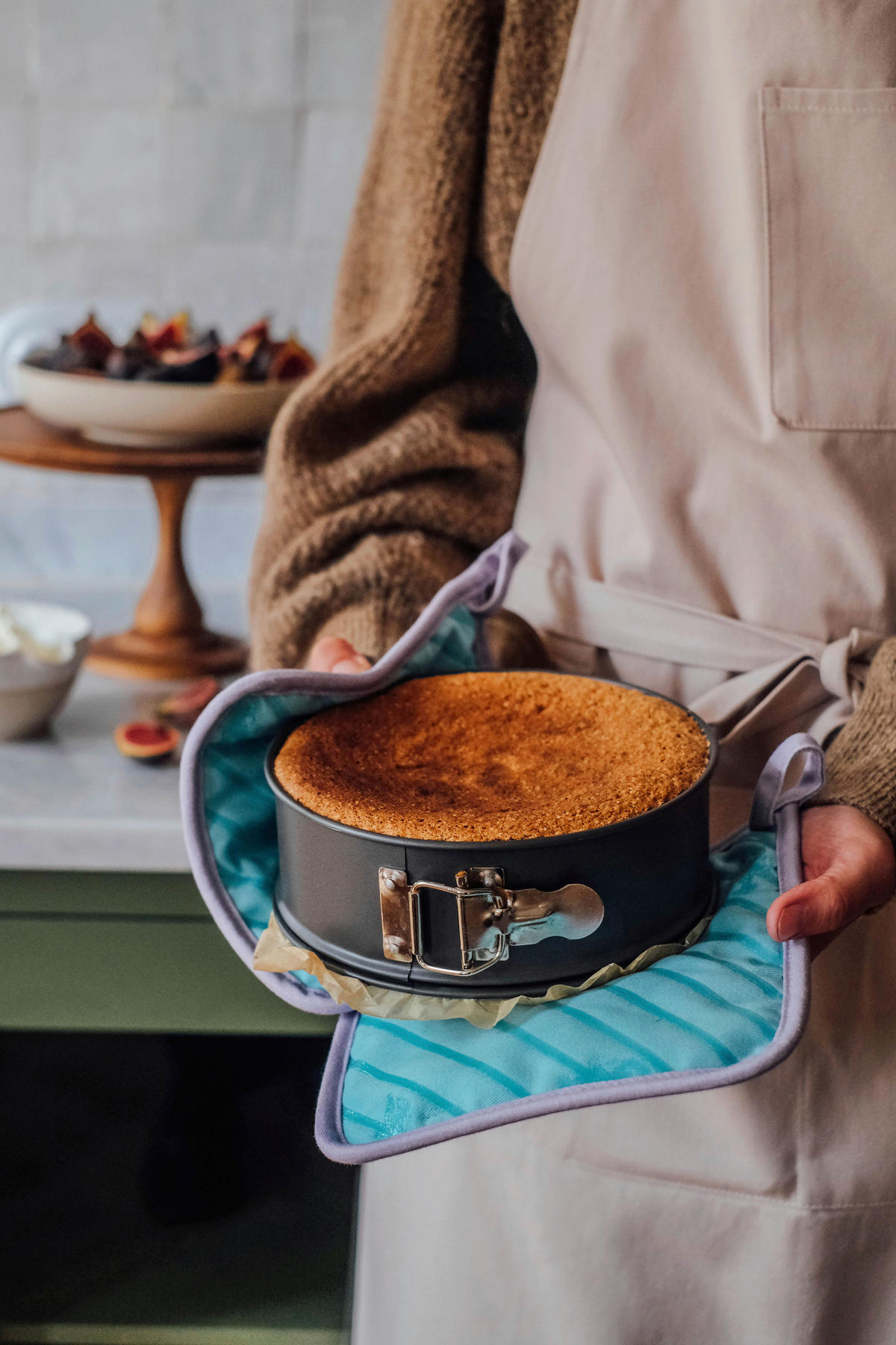 CHŇAPKA  - modrá, Basics, textil (20/20cm) - Vossen