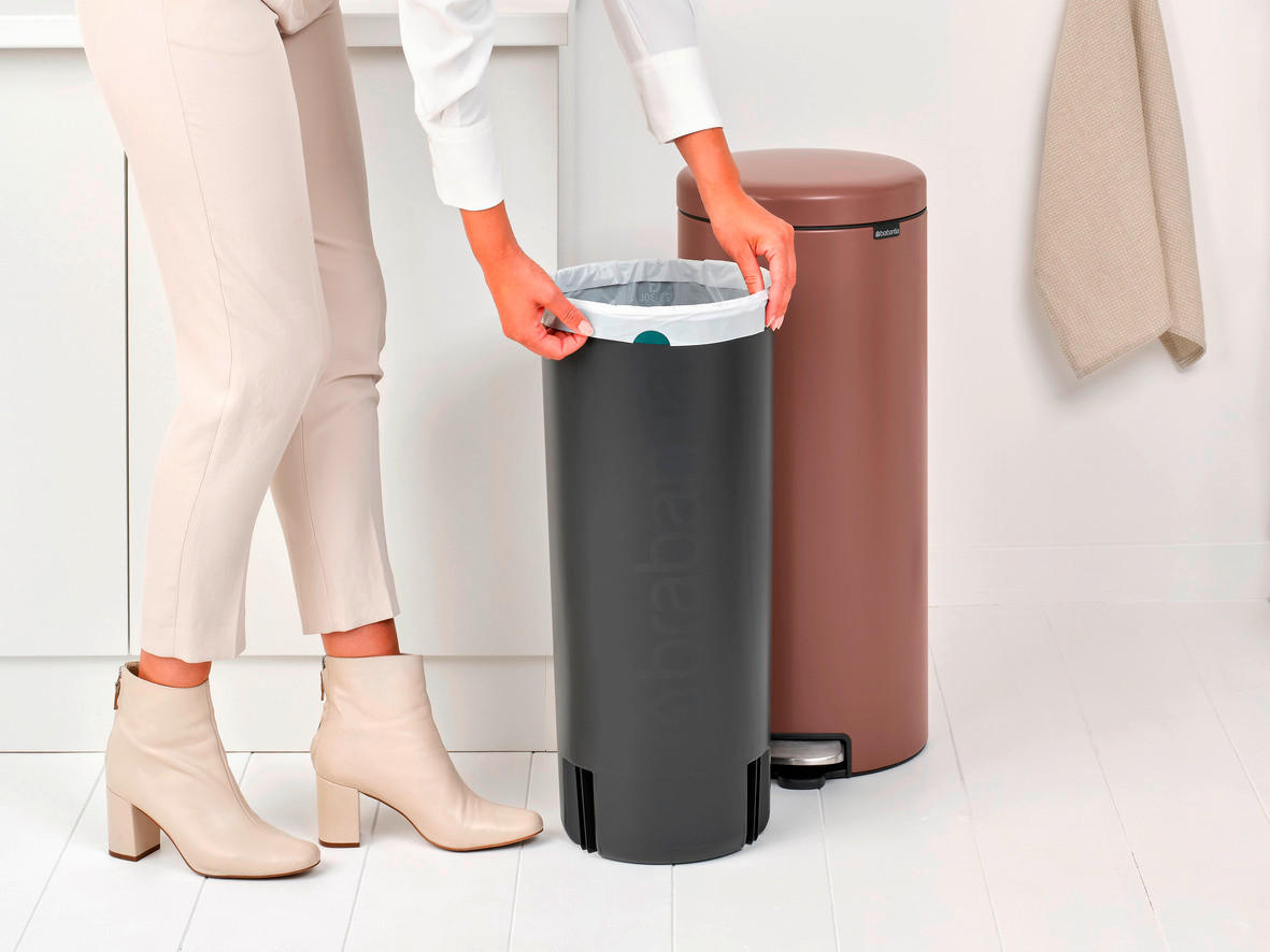 TRETEIMER 30 l  Metall  - Taupe/Anthrazit, Basics, Kunststoff/Metall (29,3/67,9/38cm) - Brabantia