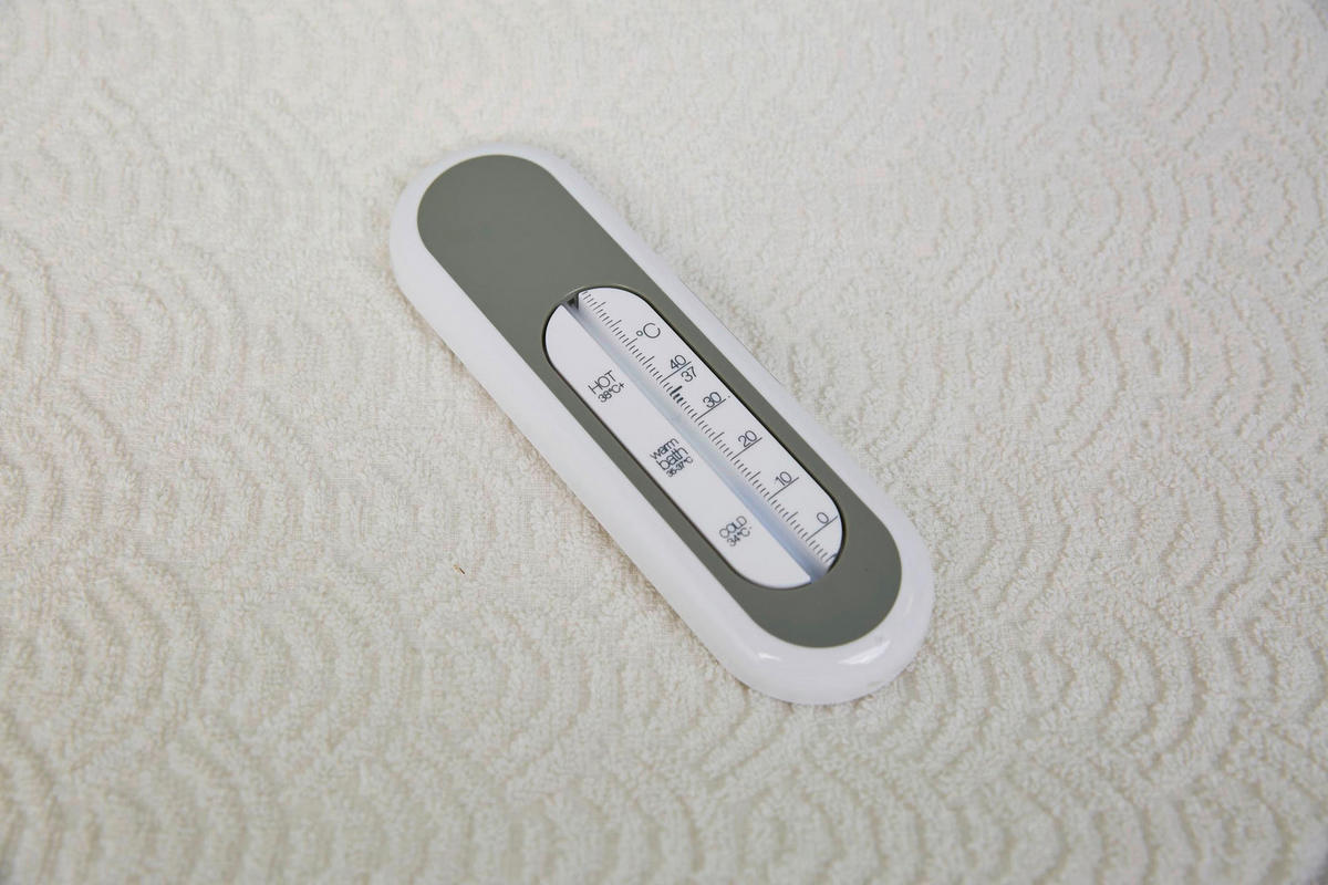 BADETHERMOMETER breeze Green  - Grün, Basics, Kunststoff (16.5/5/1.3cm) - Bebe Jou