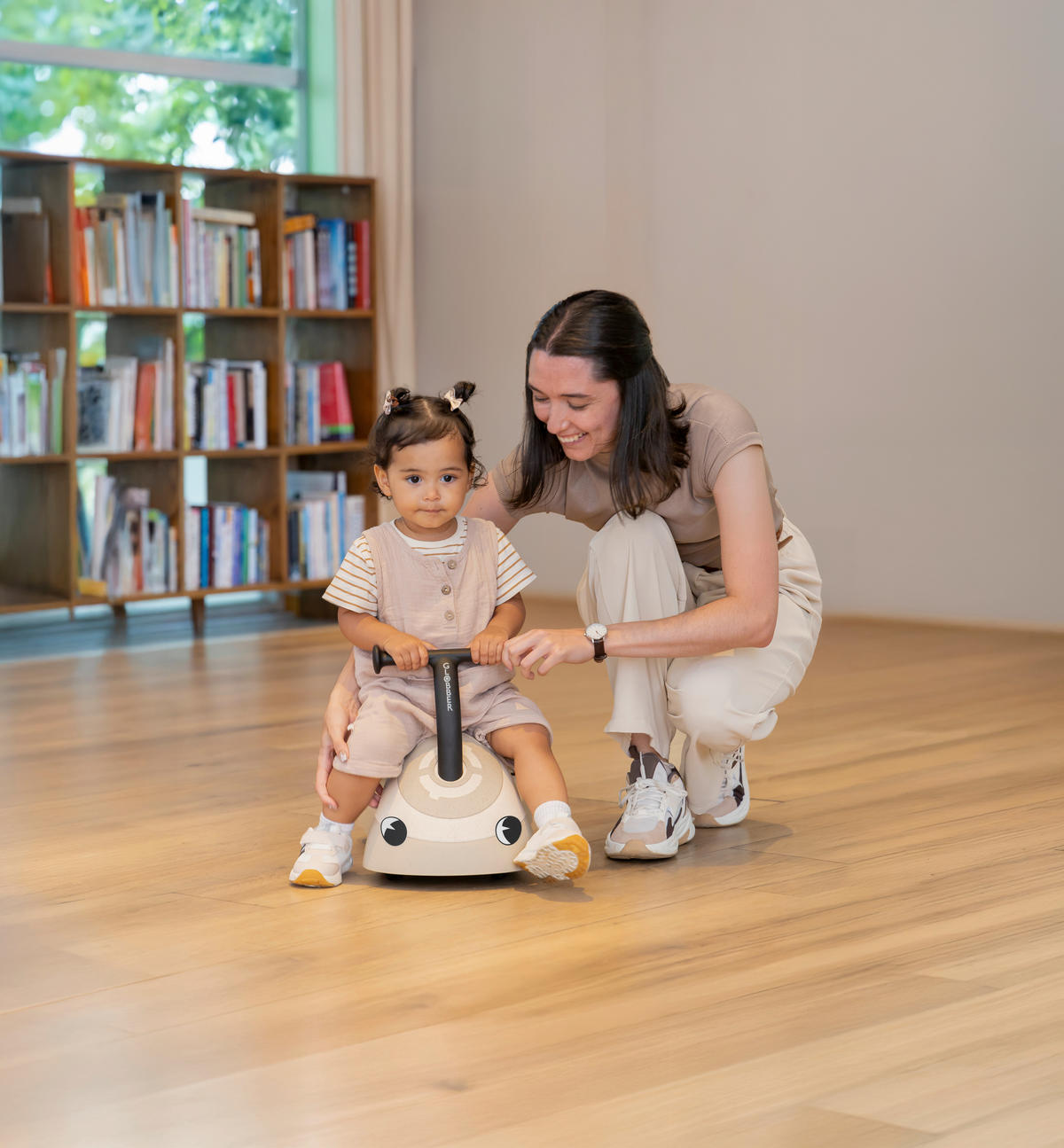 LAUFRAD WALK N' ROLL 2in1 ECO  - Perlmutt, Basics, Kunststoff (48,5/27/42cm) - GLOBBER