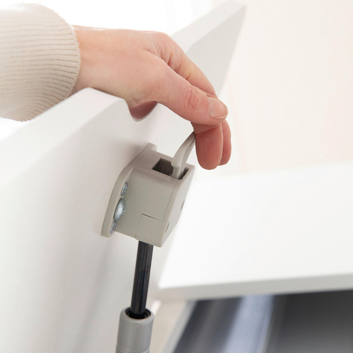 SCHREIBTISCH  Weiß höhenverstellbar  - Weiß, MODERN, Holzwerkstoff/Metall (109,5/62-78/60cm) - Roba