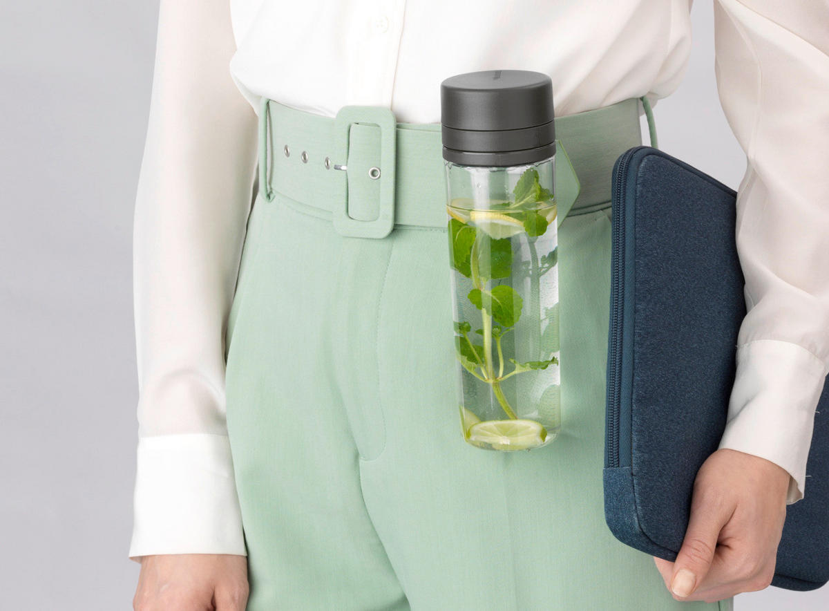 FĽAŠA NA PITIE 0,5 l  - Basics, plast (9.7/22.8/6.9cm) - Brabantia