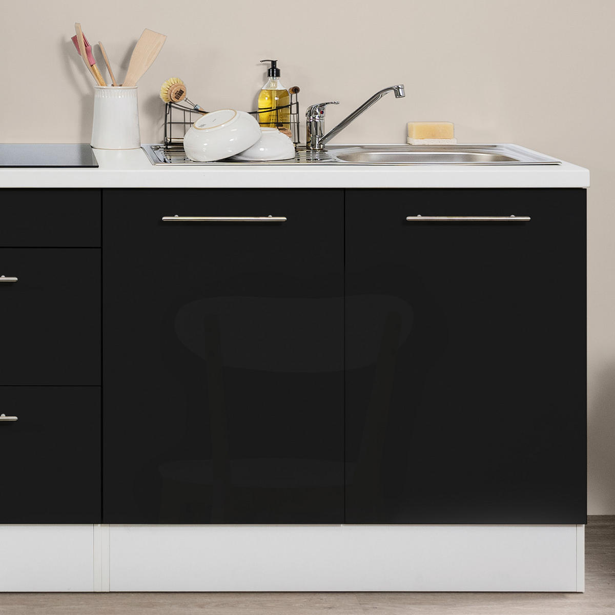 KÜCHENBLOCK 270 cm   in Schwarz, Weiss  - Weiss/Edelstahlfarben, Konventionell, Holzwerkstoff/Metall (270cm) - Respekta