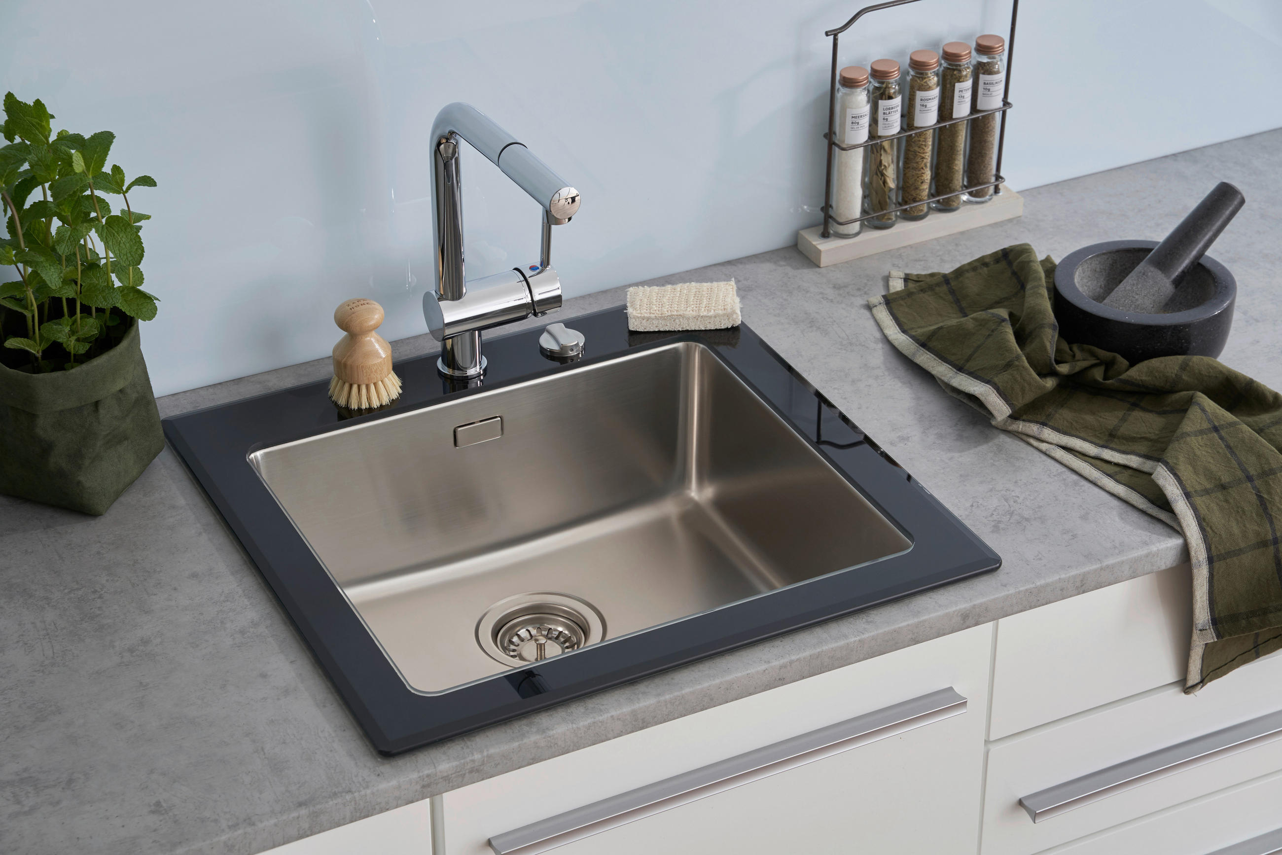 DISKHO 1720NEWYORK55X53S  - svart, Trend, metall/glas (55/21/53cm) - Respekta