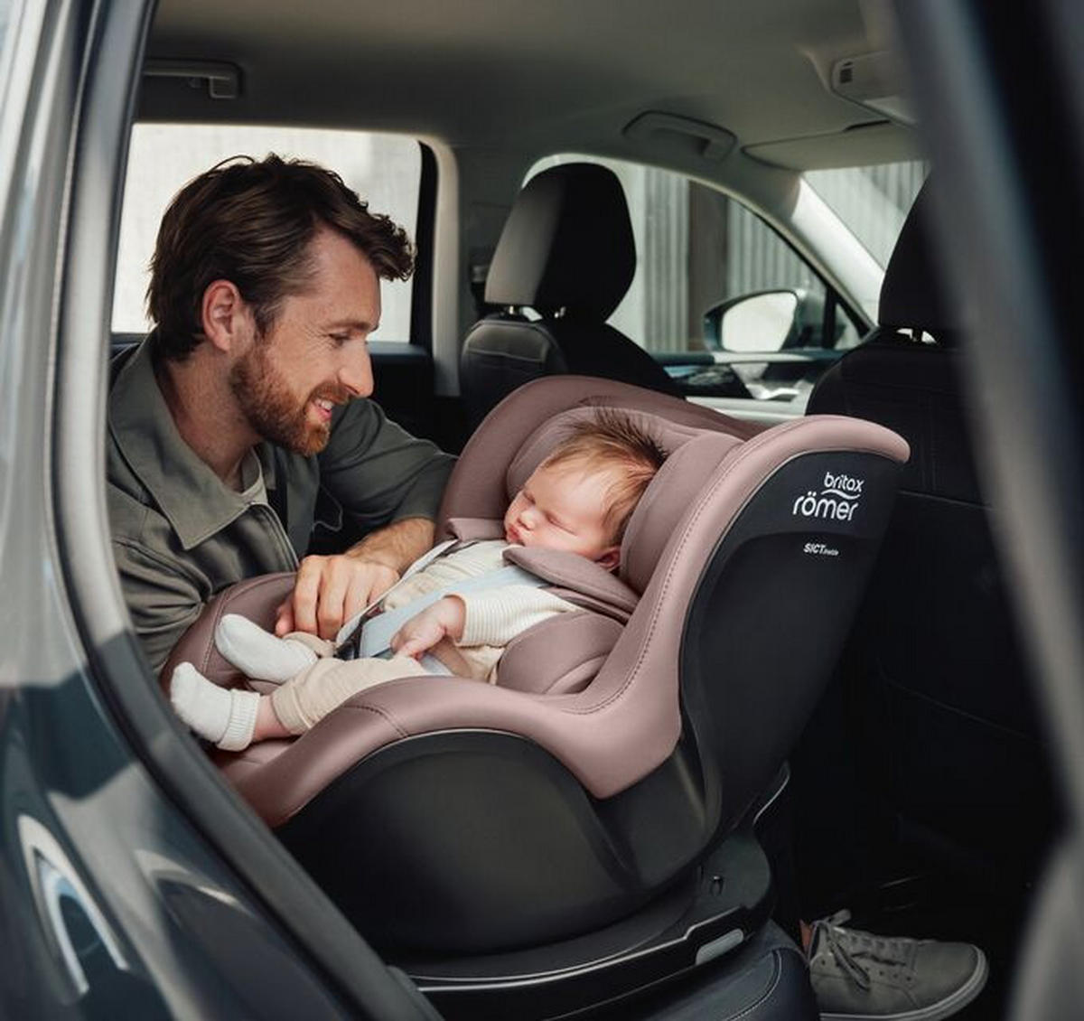 REBOARDER-KINDERSITZ DUALFIX PRO  - Altrosa, Basics, Kunststoff/Textil (44/48/74cm) - Britax Römer