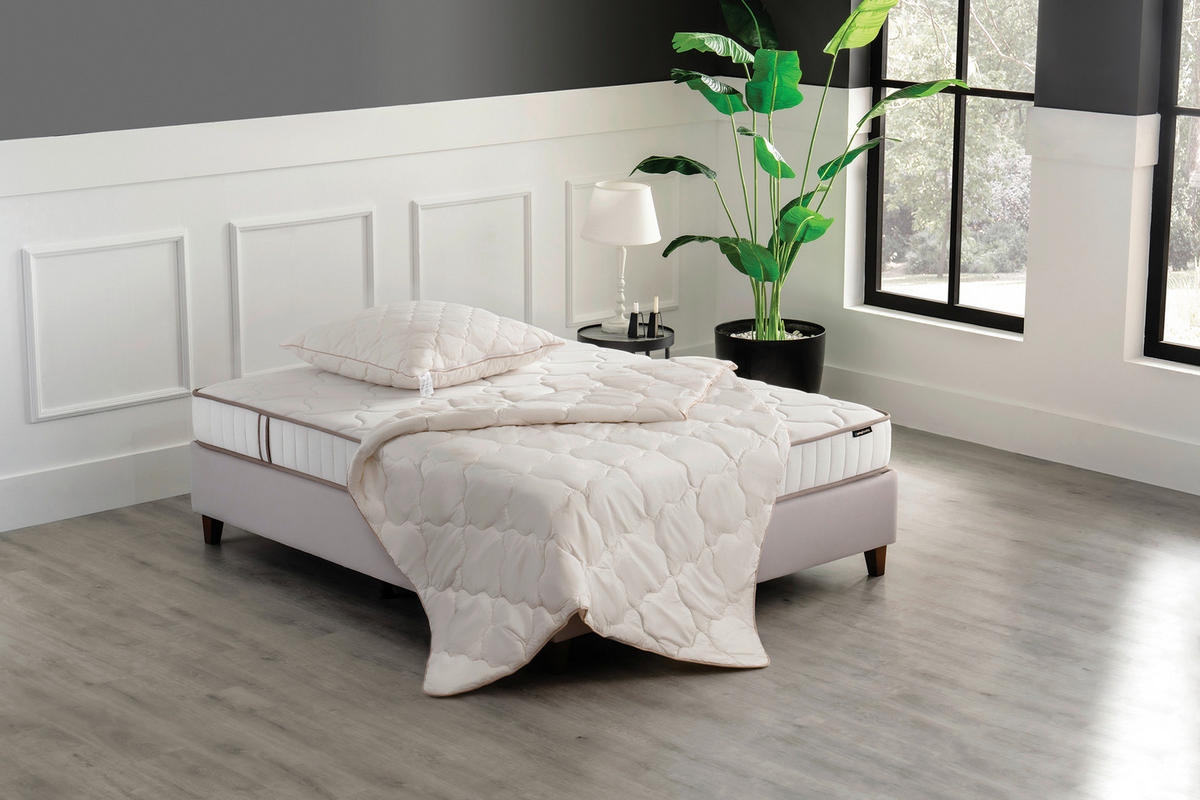 BETTDECKE - Weiß, Basics, Textil (155/220/17,33cm) - Yatas