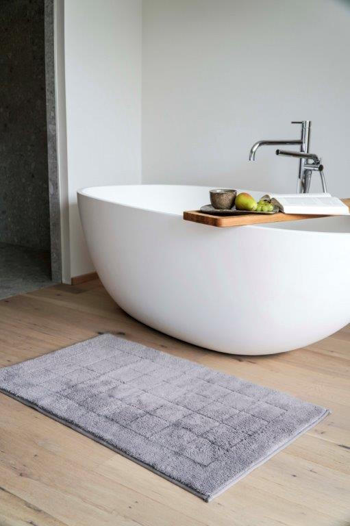 KÚPEĽŇOVÁ PREDLOŽKA, 67/120 cm - svetlosivá, Konventionell, textil/plast (67/120cm) - Vossen
