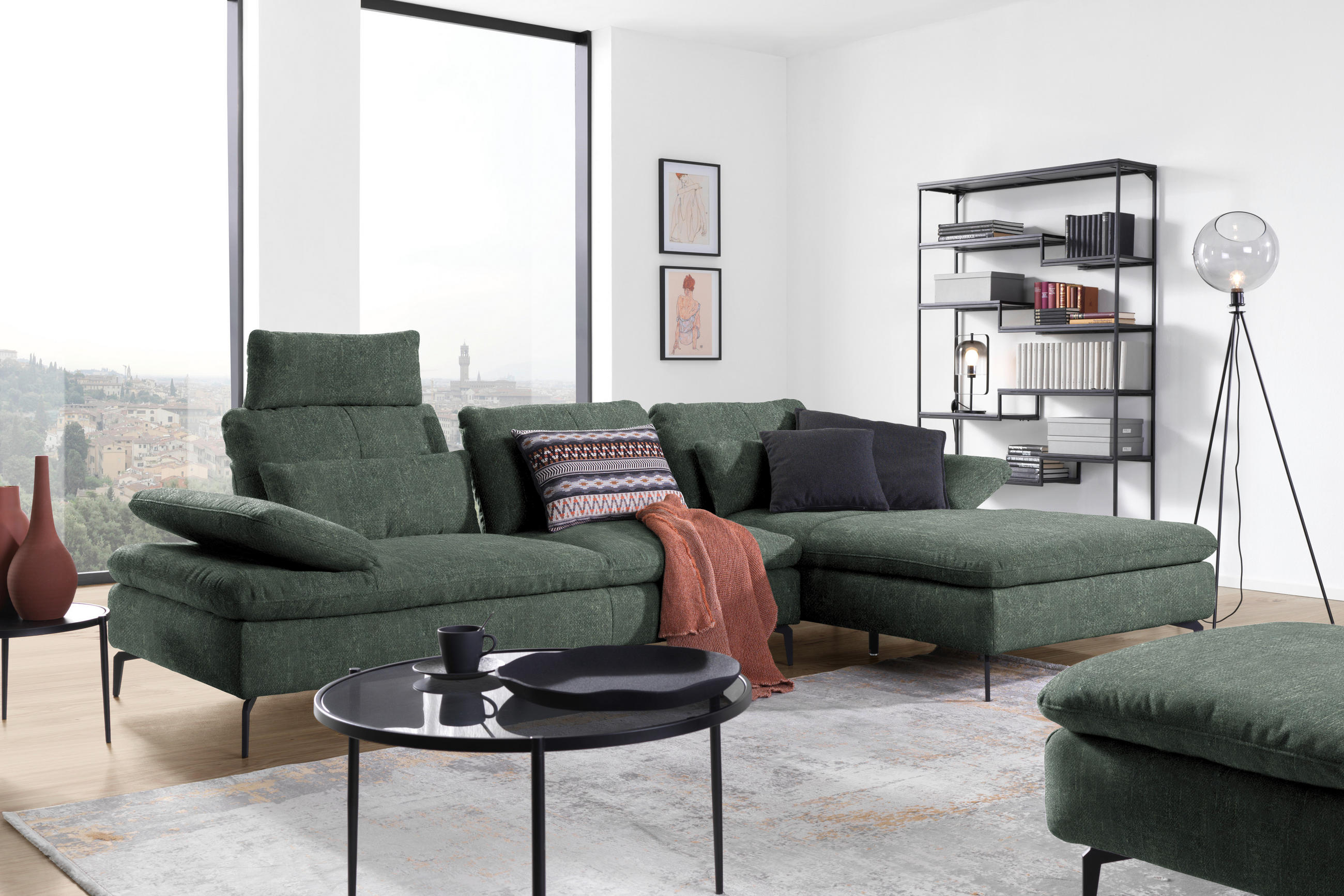 ECKSOFA in Velours Dunkelgrün  - Dunkelgrün/Schwarz, Design, Textil/Metall (301/179cm) - Chilliano