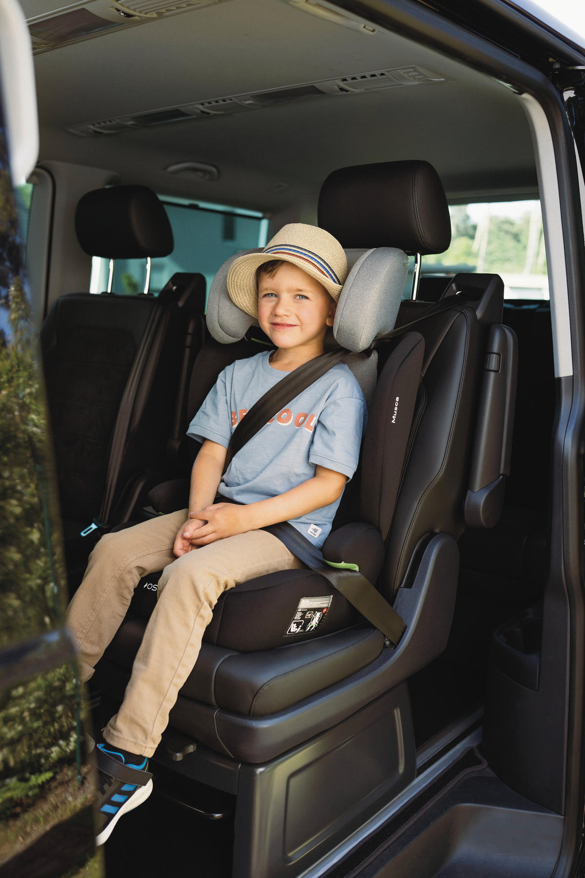 KINDERAUTOSITZ MUSCA ECE R 129 i-SIZE  - Hellgrau/Schwarz, Basics, Kunststoff/Textil (44/55/43cm) - Osann