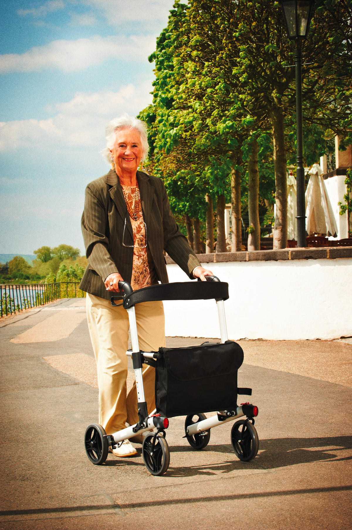 ROLLATOR  - Schwarz, Basics, Kunststoff/Metall (63/81-93,5/67cm)