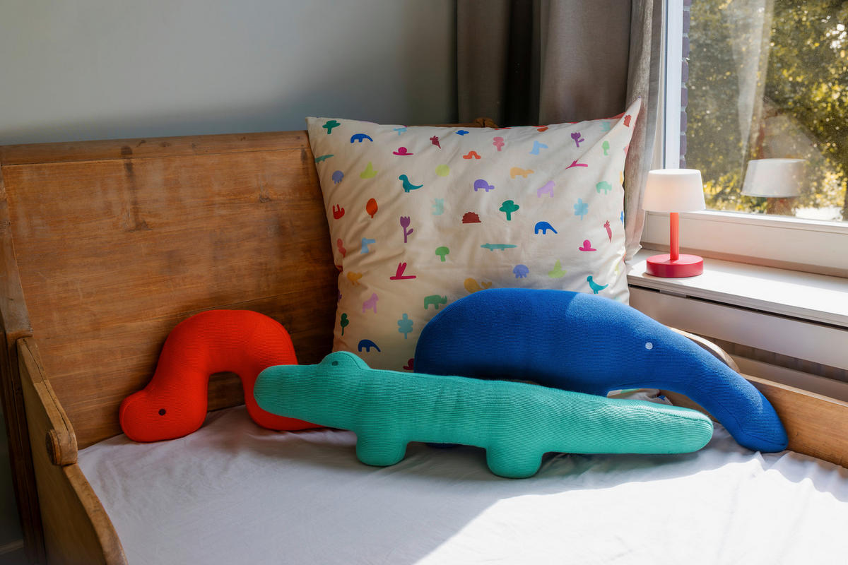 KINDER KUSCHELKISSEN REMEMBER  - Blau, Basics, Textil (65/31,80/6cm) - REMEMBER