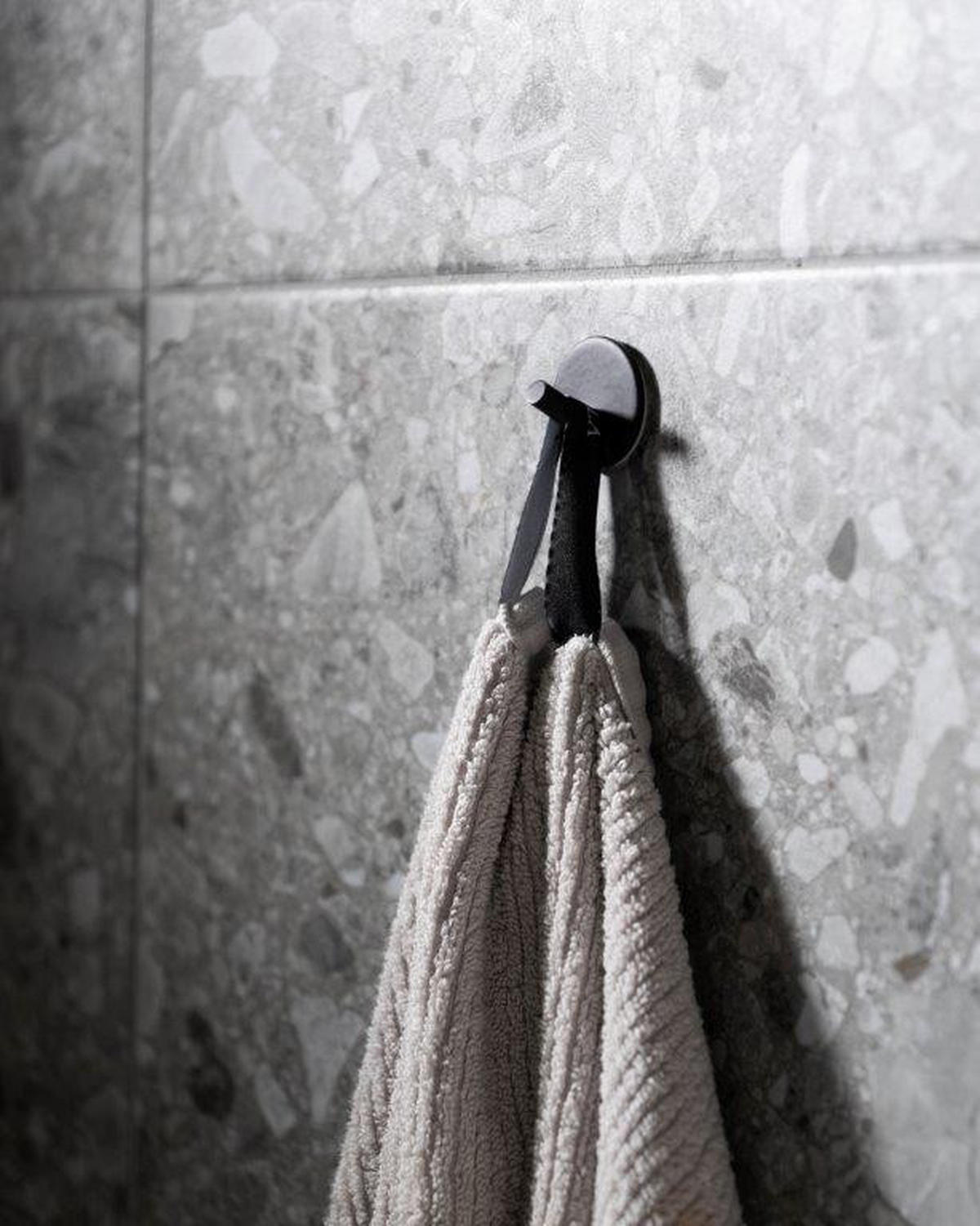 KAVELJČEK - črna, Konvencionalno, kovina (4,8/2,2cm) - Smedbo