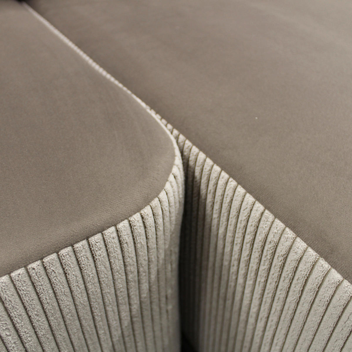 ECKSOFA STELLA Taupe Plüsch Rückenkissen, Bettkasten  - Taupe/Schwarz, Design, Kunststoff/Textil (234/166cm) - MID.YOU