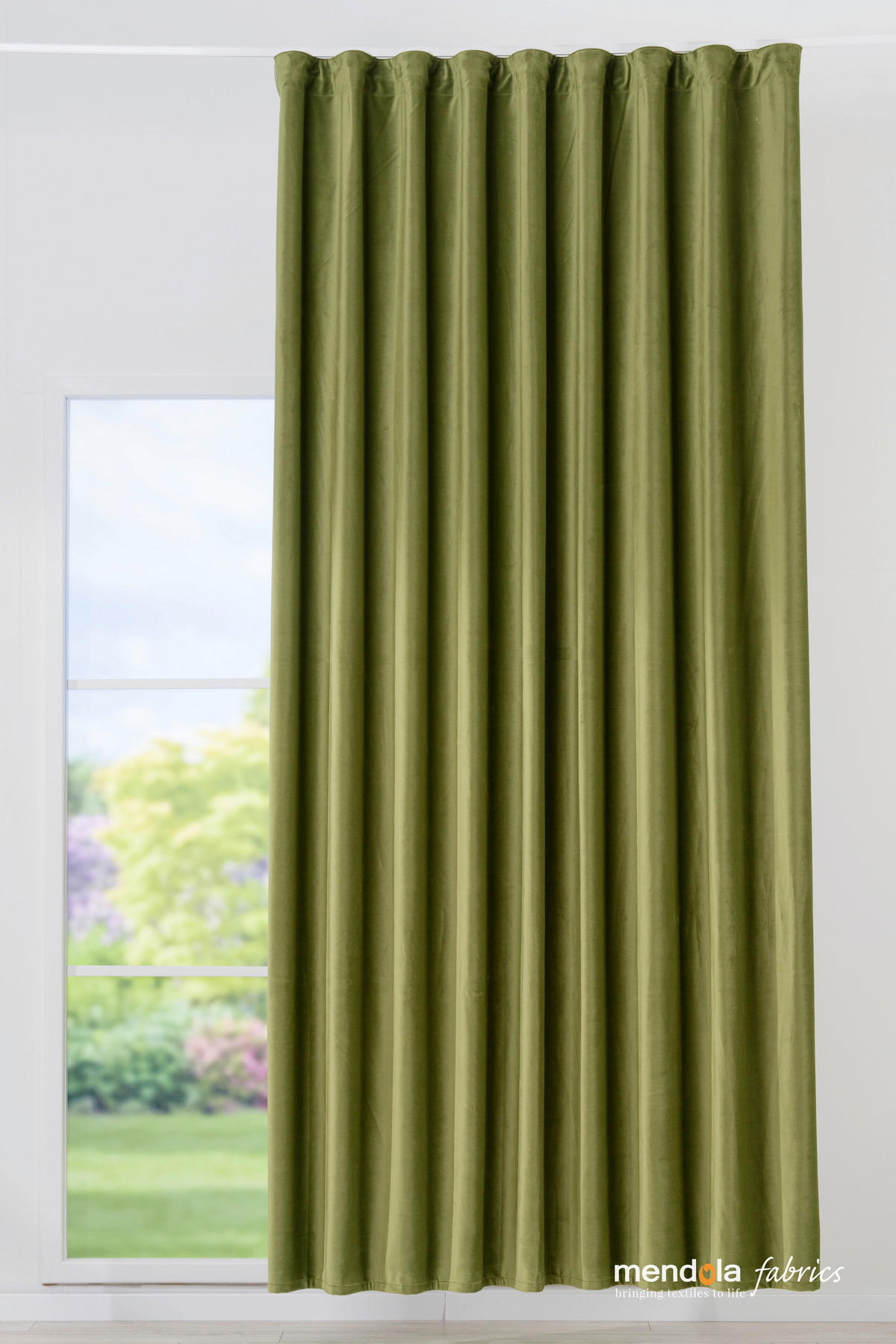 DRAPERIE CONFECȚIONATĂ black-out (nu permite trecerea luminii)  - Basics, textil (22/26.5/6cm)
