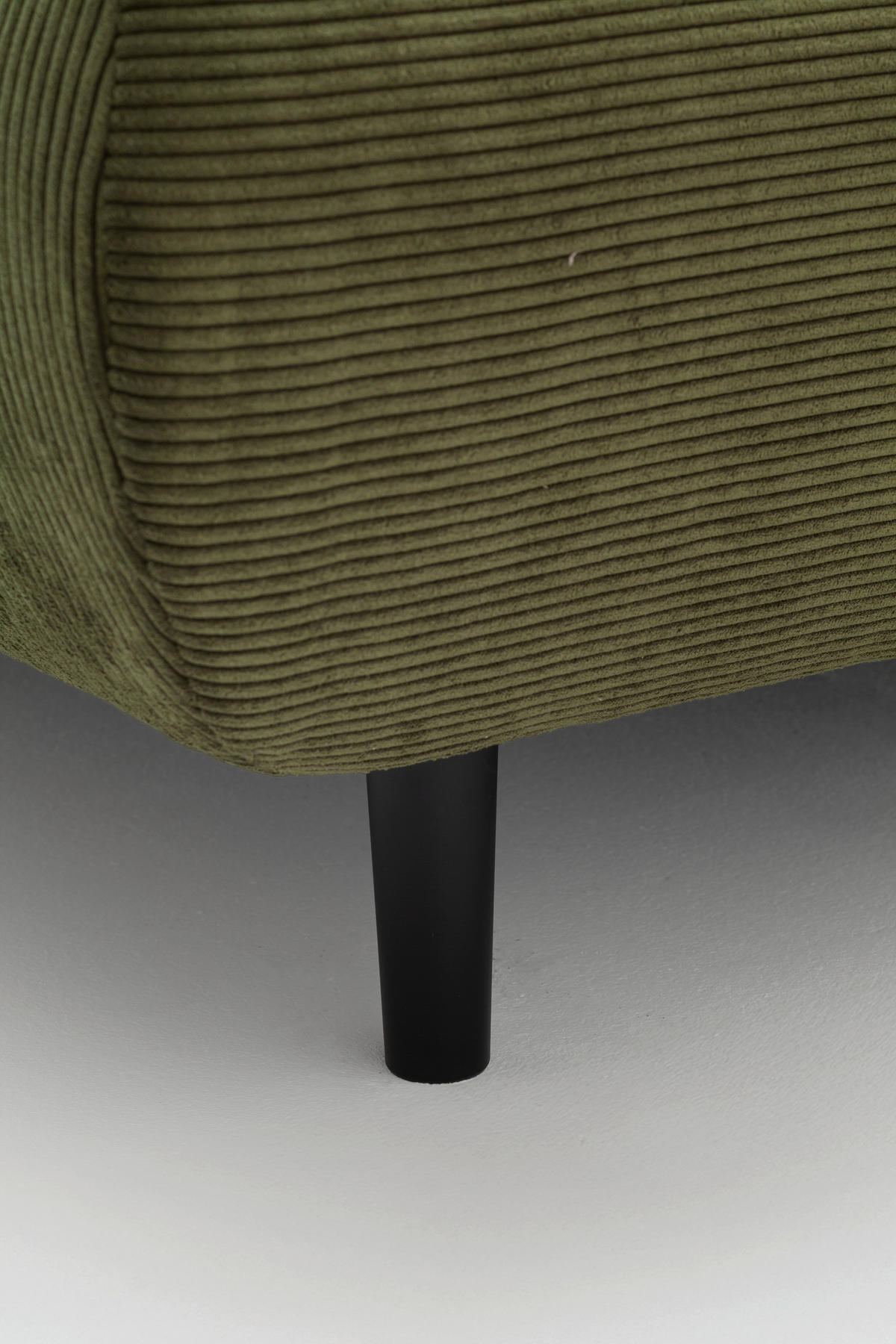 ECKSOFA Feincord Schilfgrün  - Schilfgrün/Schwarz, Design, Holz/Textil (288/215cm) - Pure Home Lifestyle