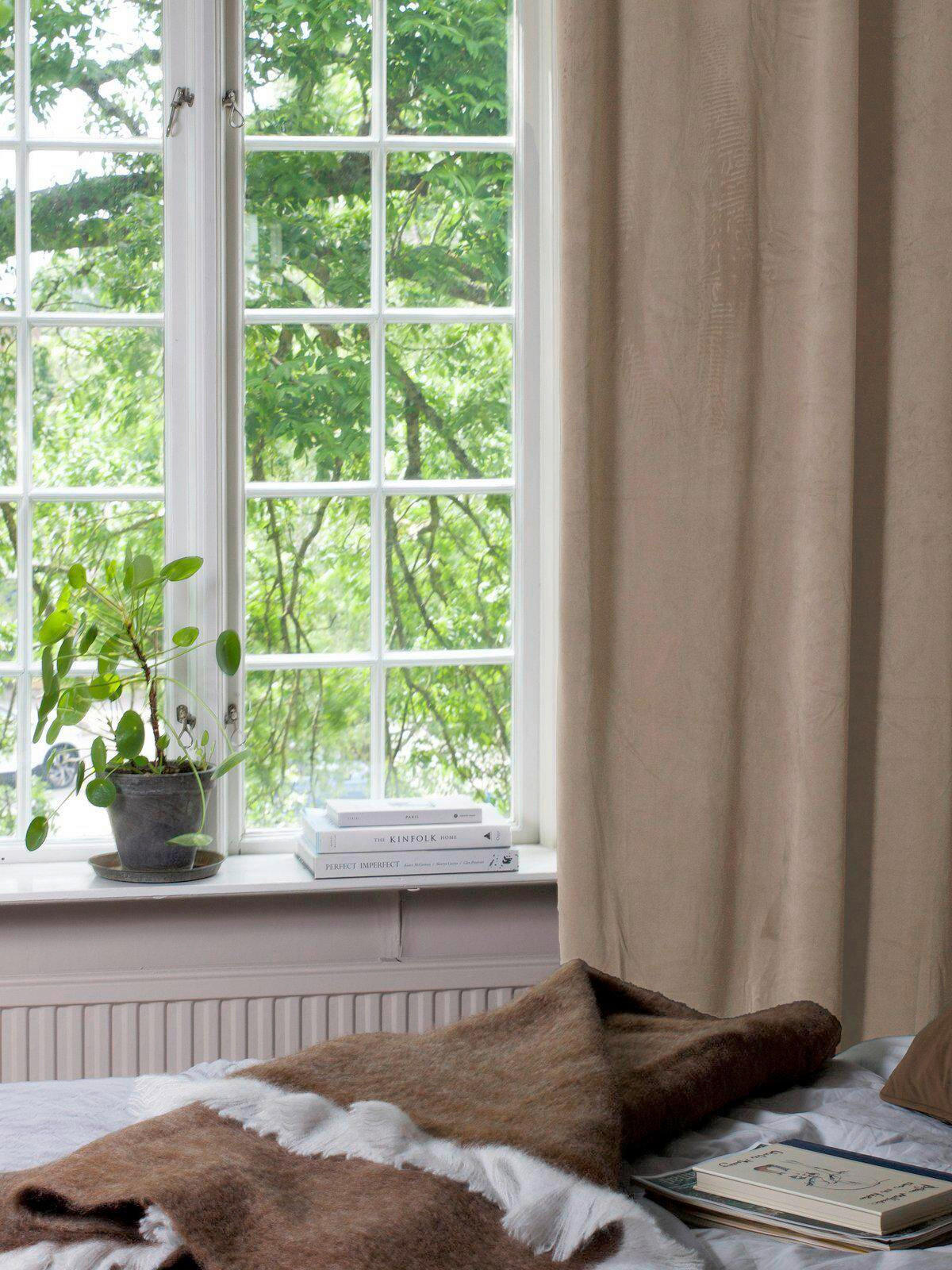 FERTIGVORHANG Verdunkelung  - Beige, Basics, Textil (135/280cm) - Svanefors