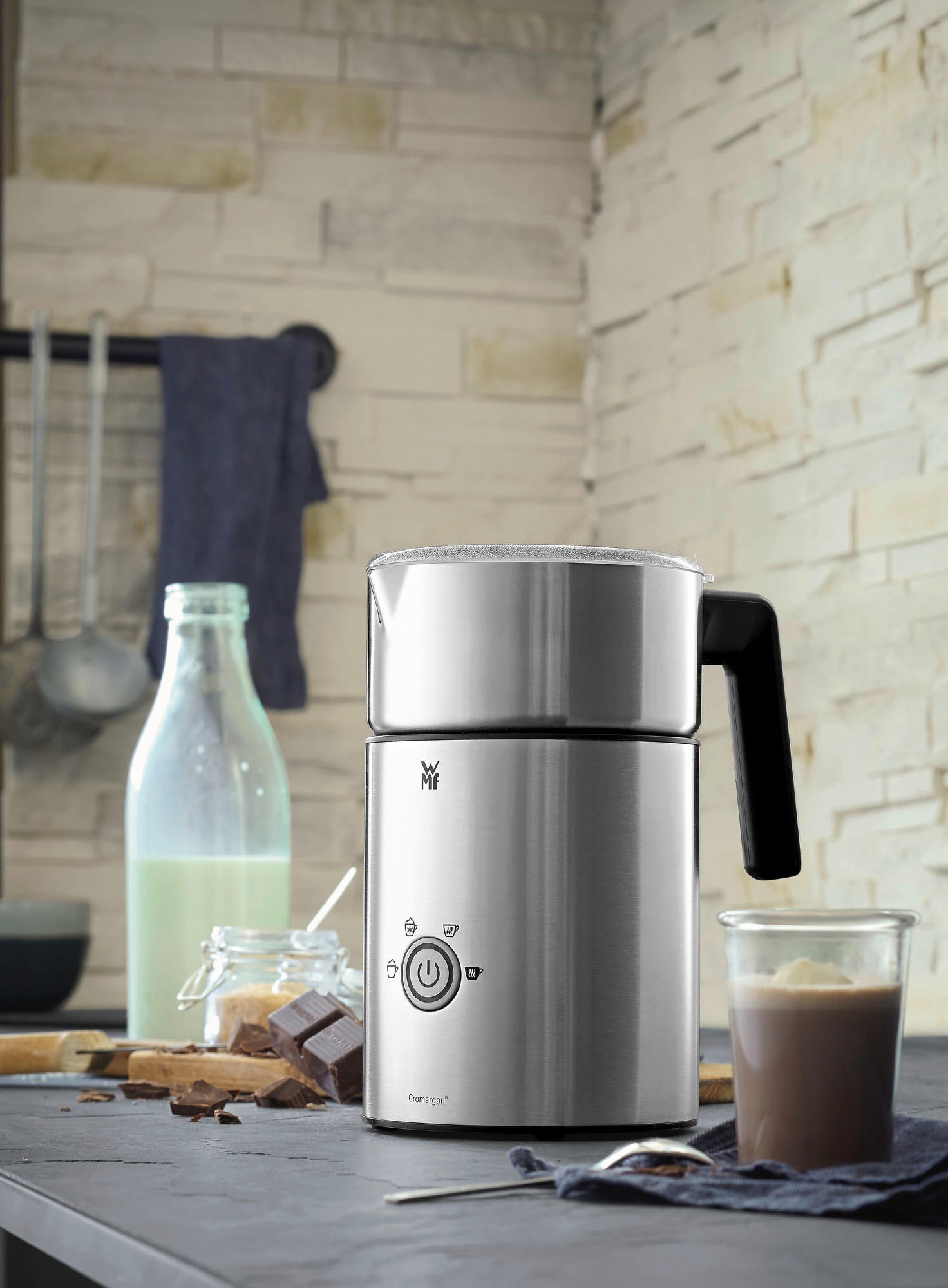 MILCHSCHÄUMER   - Silberfarben/Schwarz, Design, Kunststoff/Metall (350ml) - WMF