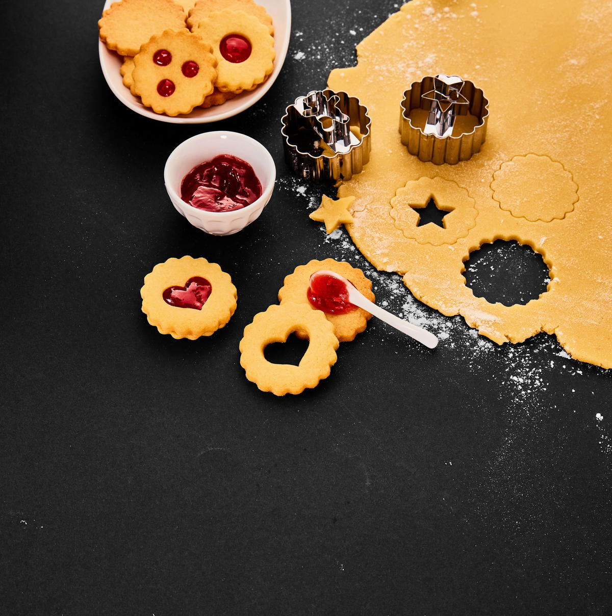 KEKSAUSSTECHFORM - Silberfarben, Basics, Metall (5,0/5,0/3,5cm) - Birkmann