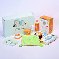 SET ZA NJEGU BEBA  PAKET DOBRODOŠLICE  - Basics (35/22/9cm)
