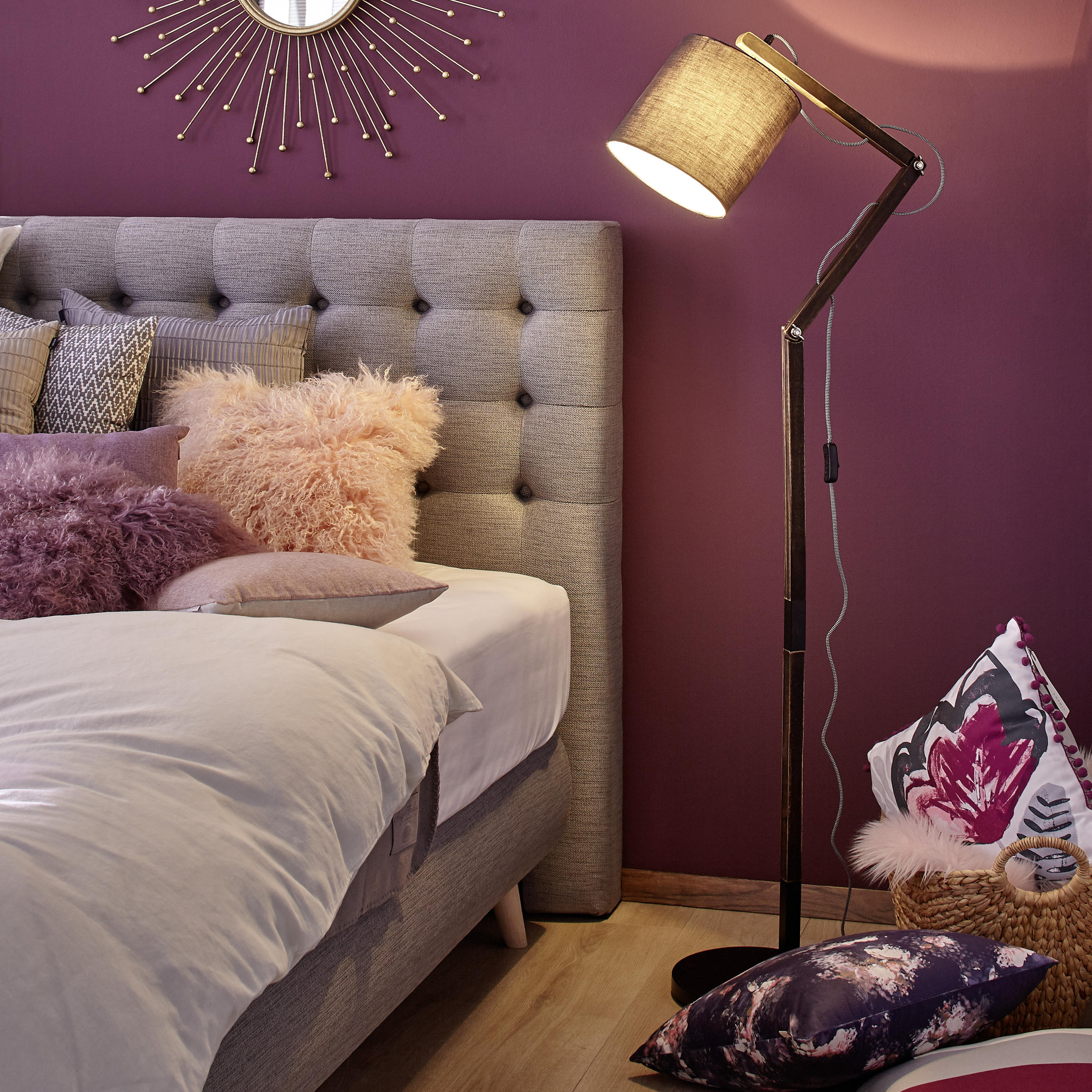 STEHLEUCHTE - Schwarz/Braun, Design, Holz/Textil (49,5/157cm) - Globo