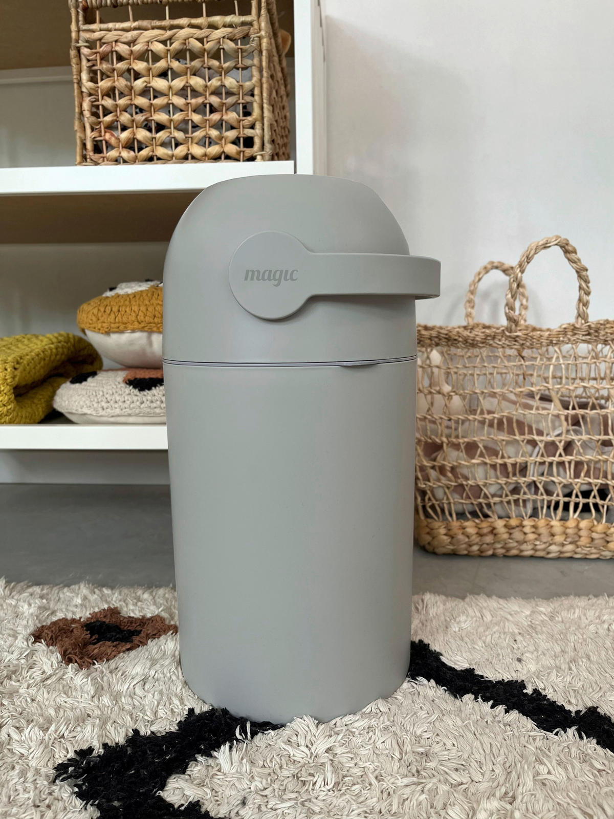 WINDELEIMER CONCRETE - Hellgrau, Basics, Kunststoff (24,5/48,5/26cm)
