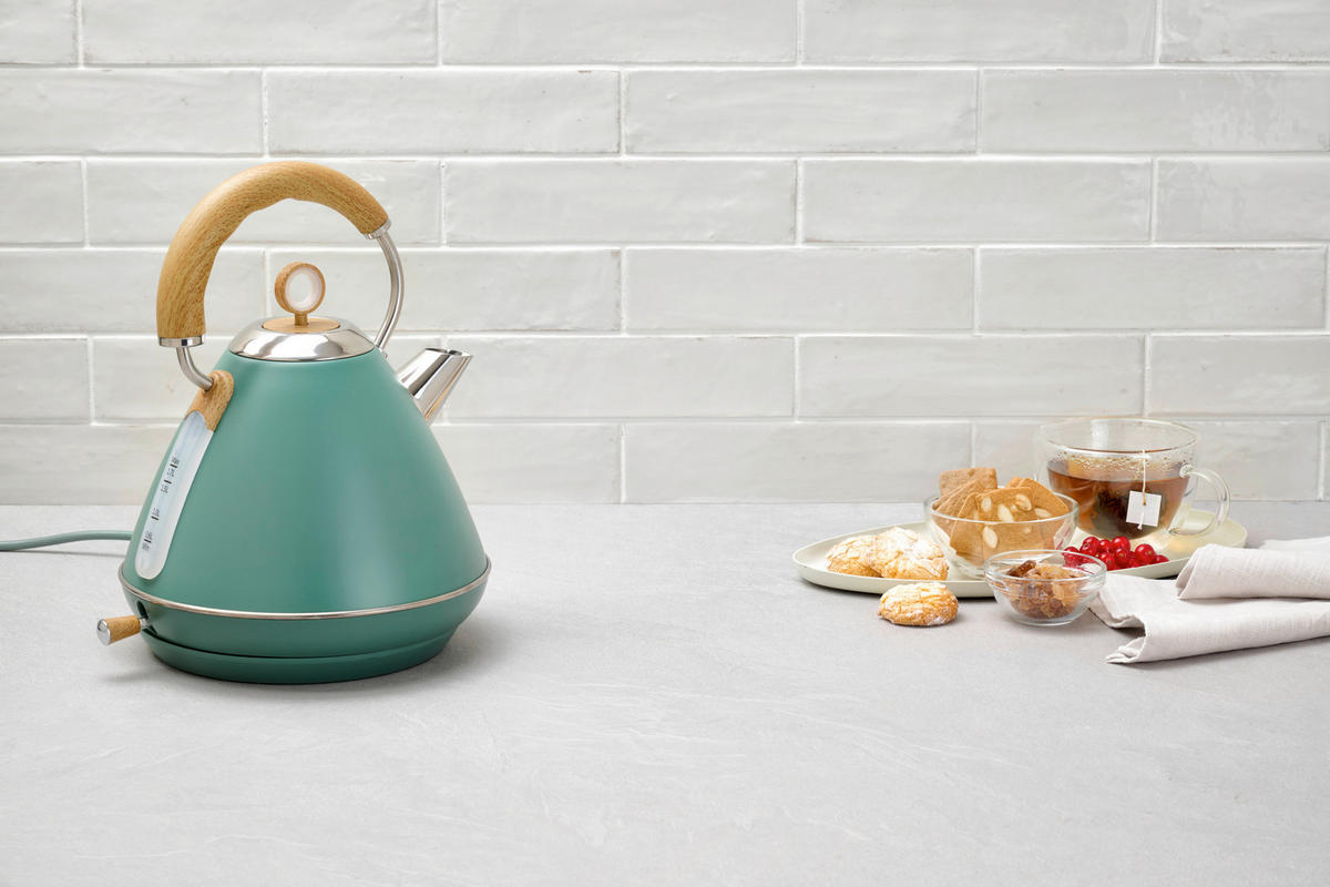 WASSERKOCHER 1.7 l  - Grün, Basics, Kunststoff/Metall (25/22,5/29,7cm) - Homeware Profession.