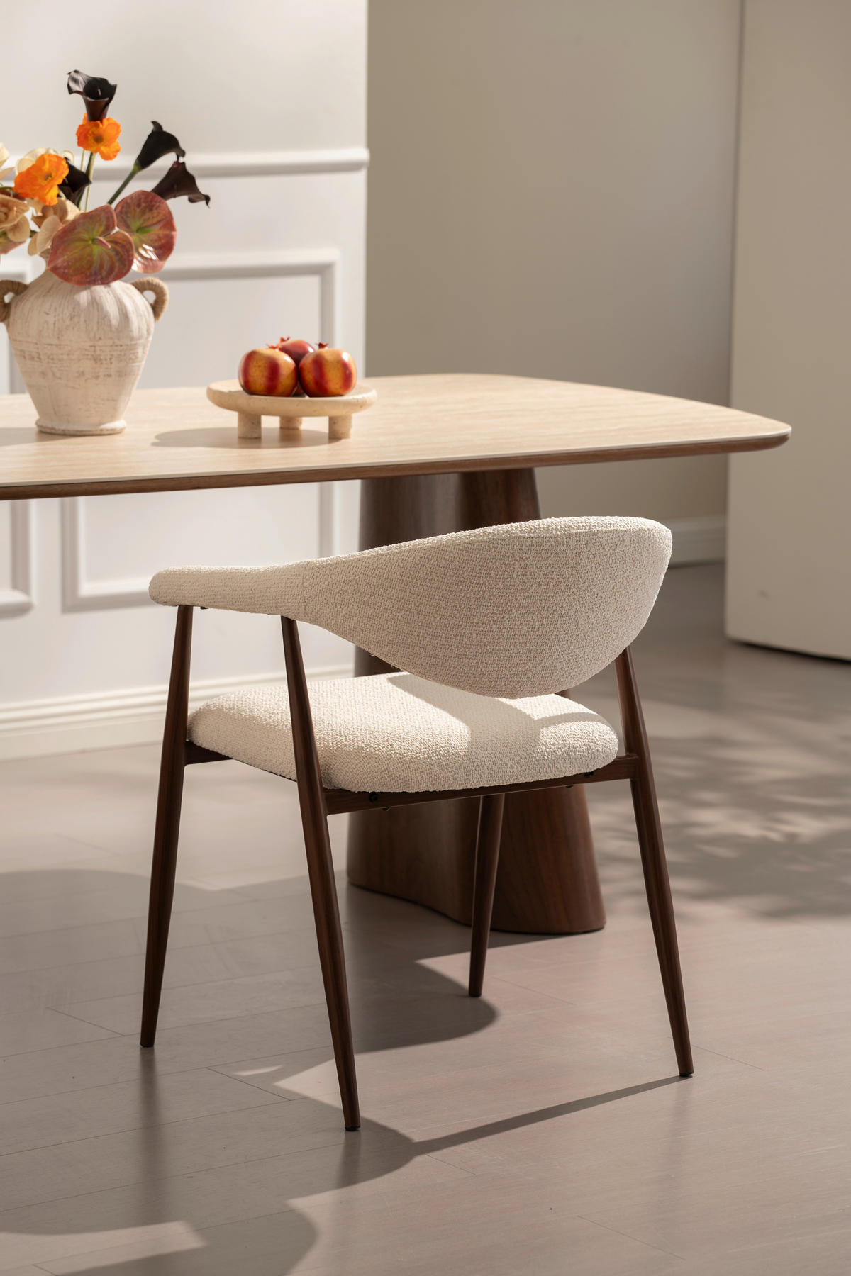 ARMLEHNSTUHL  Stoffauswahl Bouclé  Creme, Walnussfarben  - Walnussfarben/Creme, Design, Textil/Metall (58/78/60cm) - Lomoco
