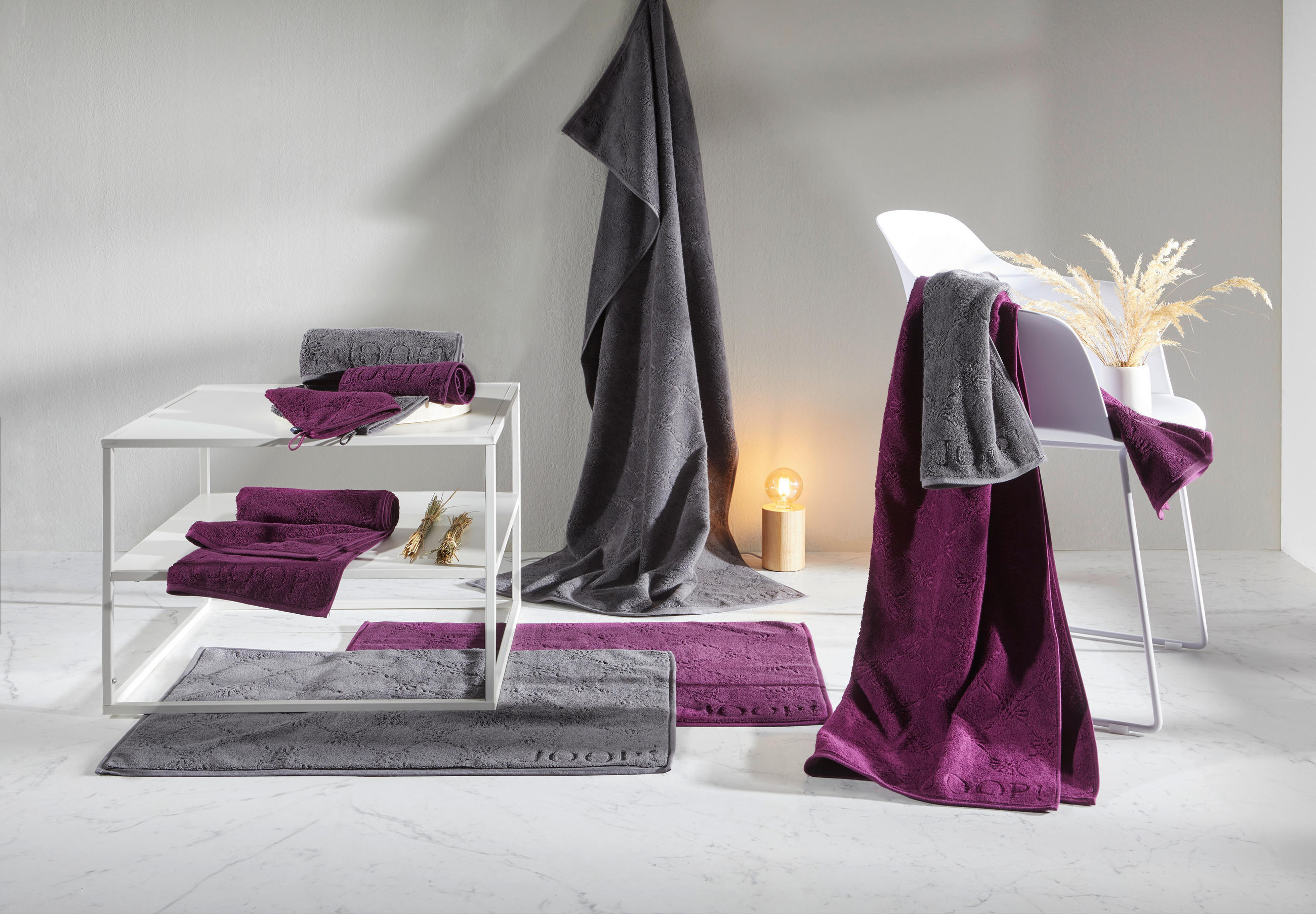 KÉZTÖRLŐ 50/100 cm antracit  - antracit, Design, textil (50/100cm) - Joop!