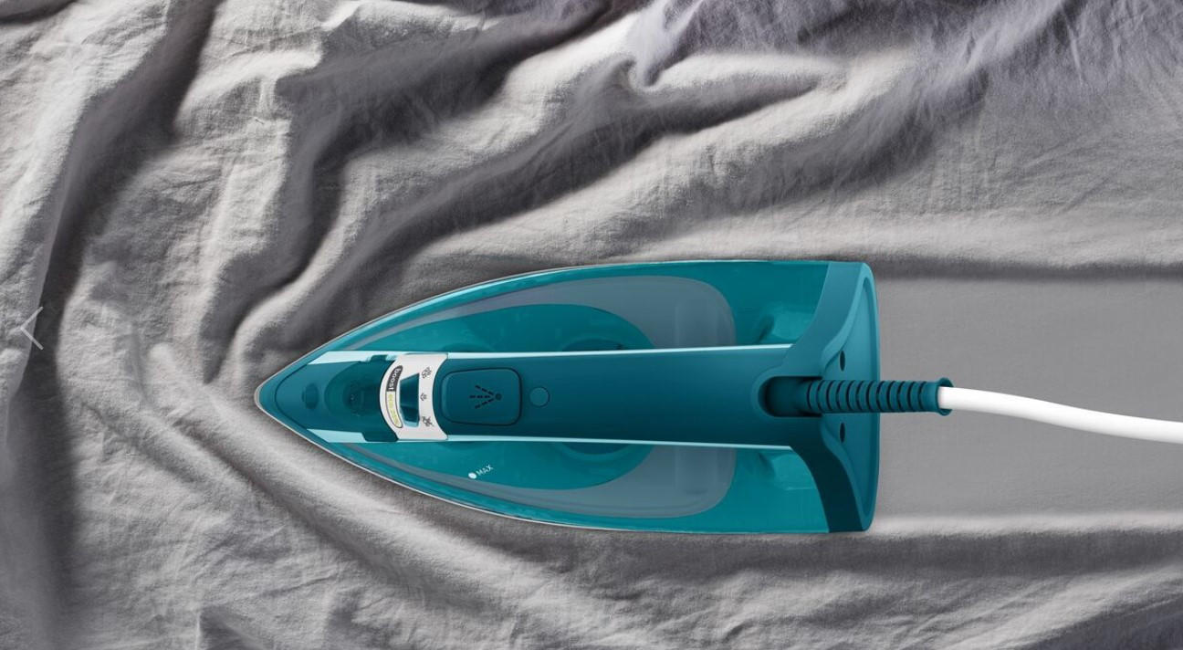ÅNGSTRYKJÄRN - turkos, Basics, metall/plast (13/15,52/29cm) - Tefal