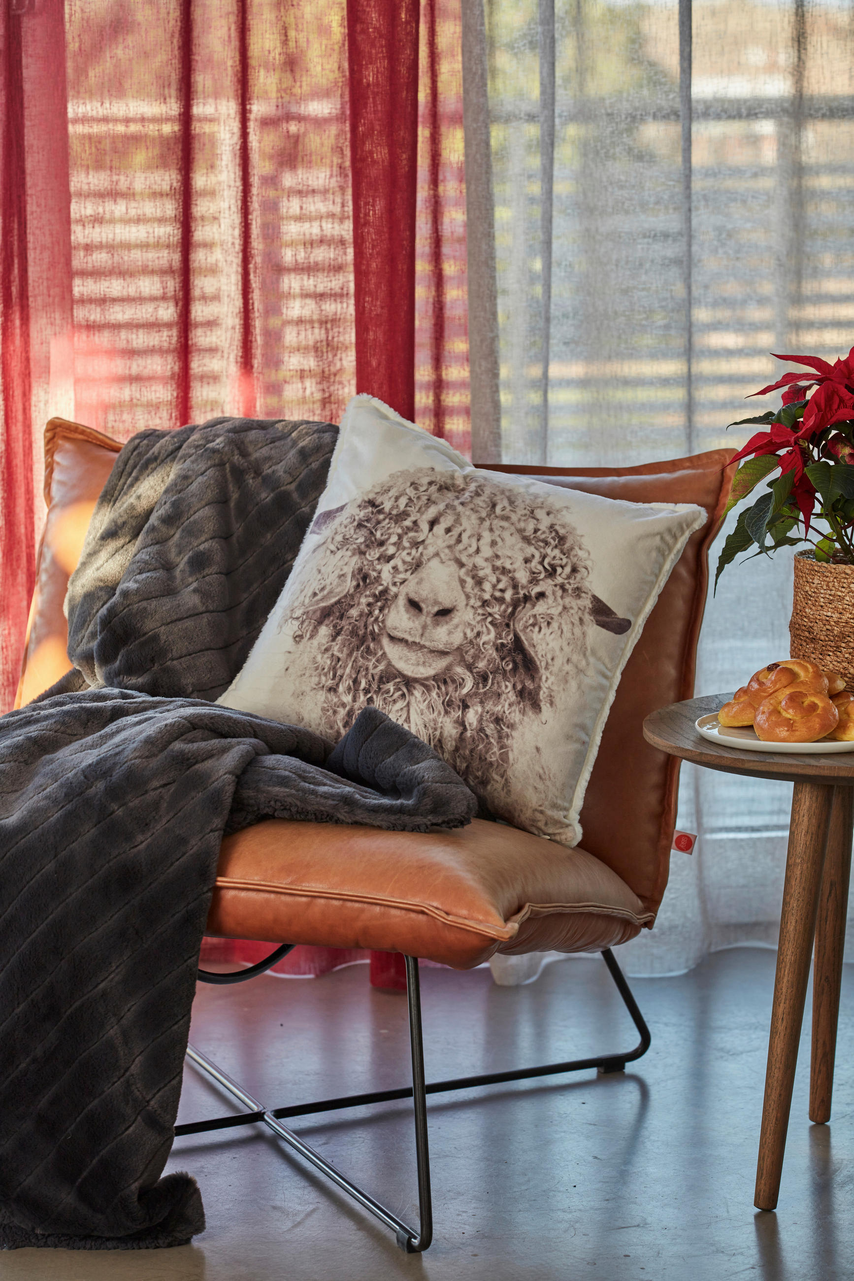 PRYDNADSKUDDE   45/45/8 cm  - vit, Basics, textil (45/45/8cm)