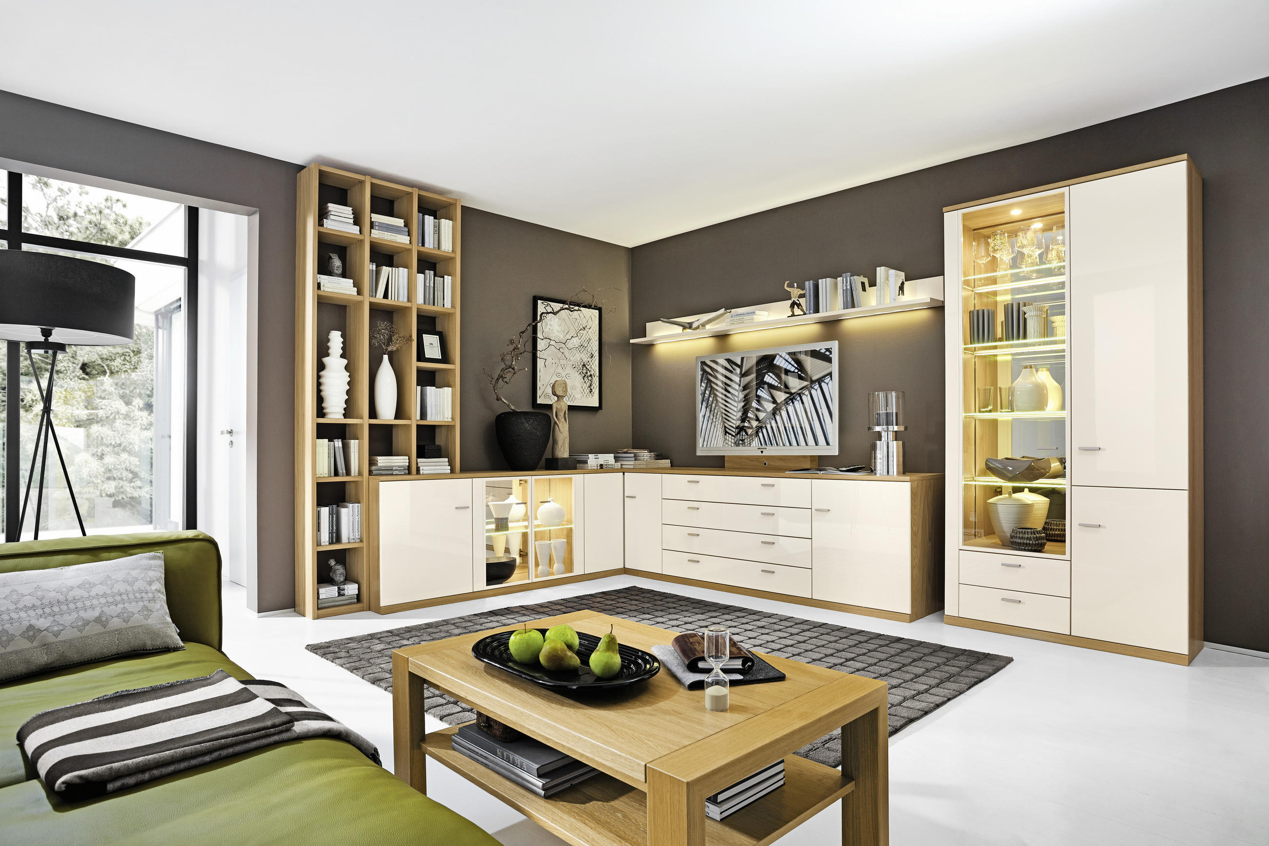 WOHNWAND  in Eichefarben, Beige   - Eichefarben/Eschefarben, KONVENTIONELL, Glas/Holz - Invivus