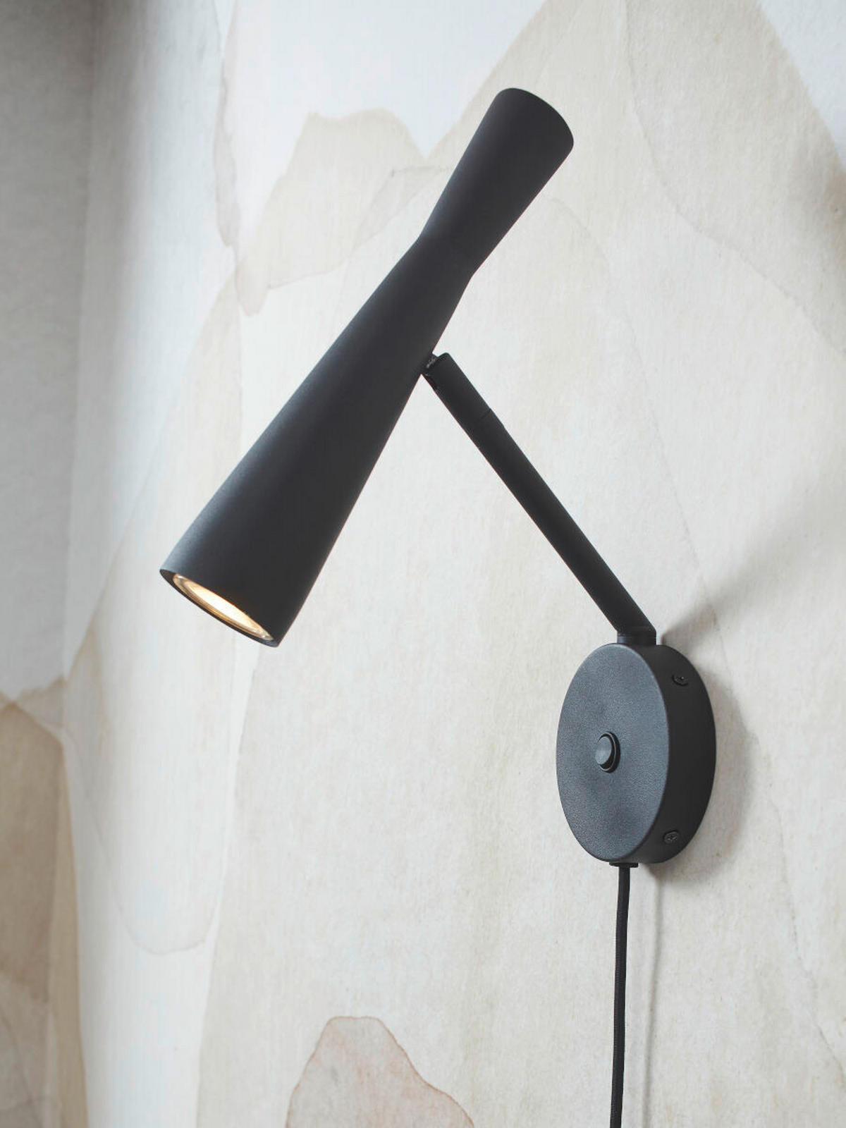 VÄGGLAMPA it's about RoMi 26/10/34,5 cm   - svart, Trend, metall (26/10/34,5cm) - It's about Romi