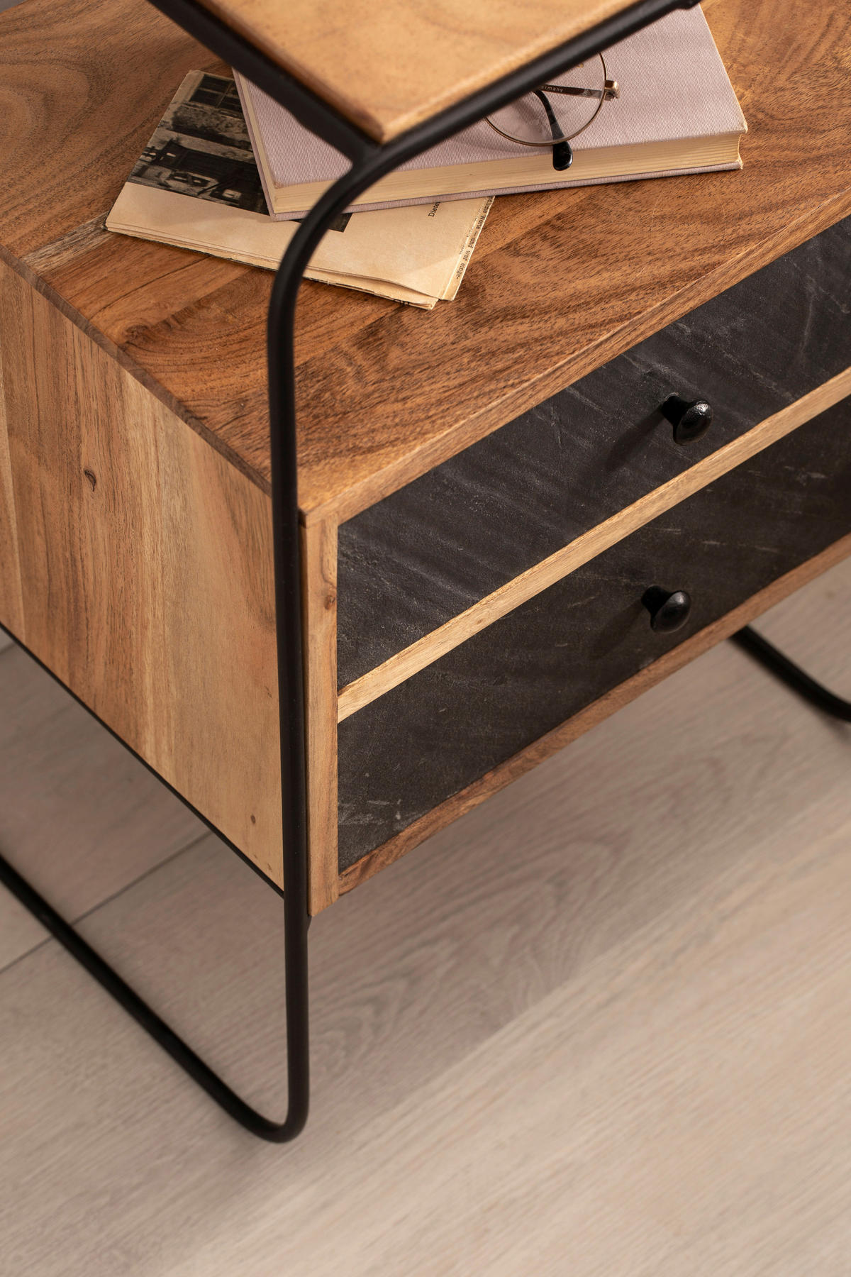 NACHTSCHRANK 40/60/30 cm Akazie massiv  - Anthrazit/Schwarz, LIFESTYLE, Holz/Kunststoff (40/60/30cm) - MID.YOU
